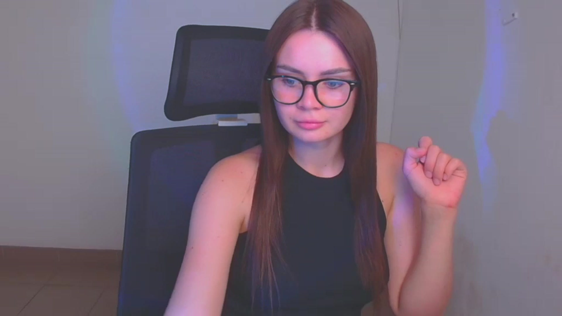 Gallery image thumbnail from Abigaill_XO's myfreecams stream on, 09/22/2024, 12:00 image 17 of 20