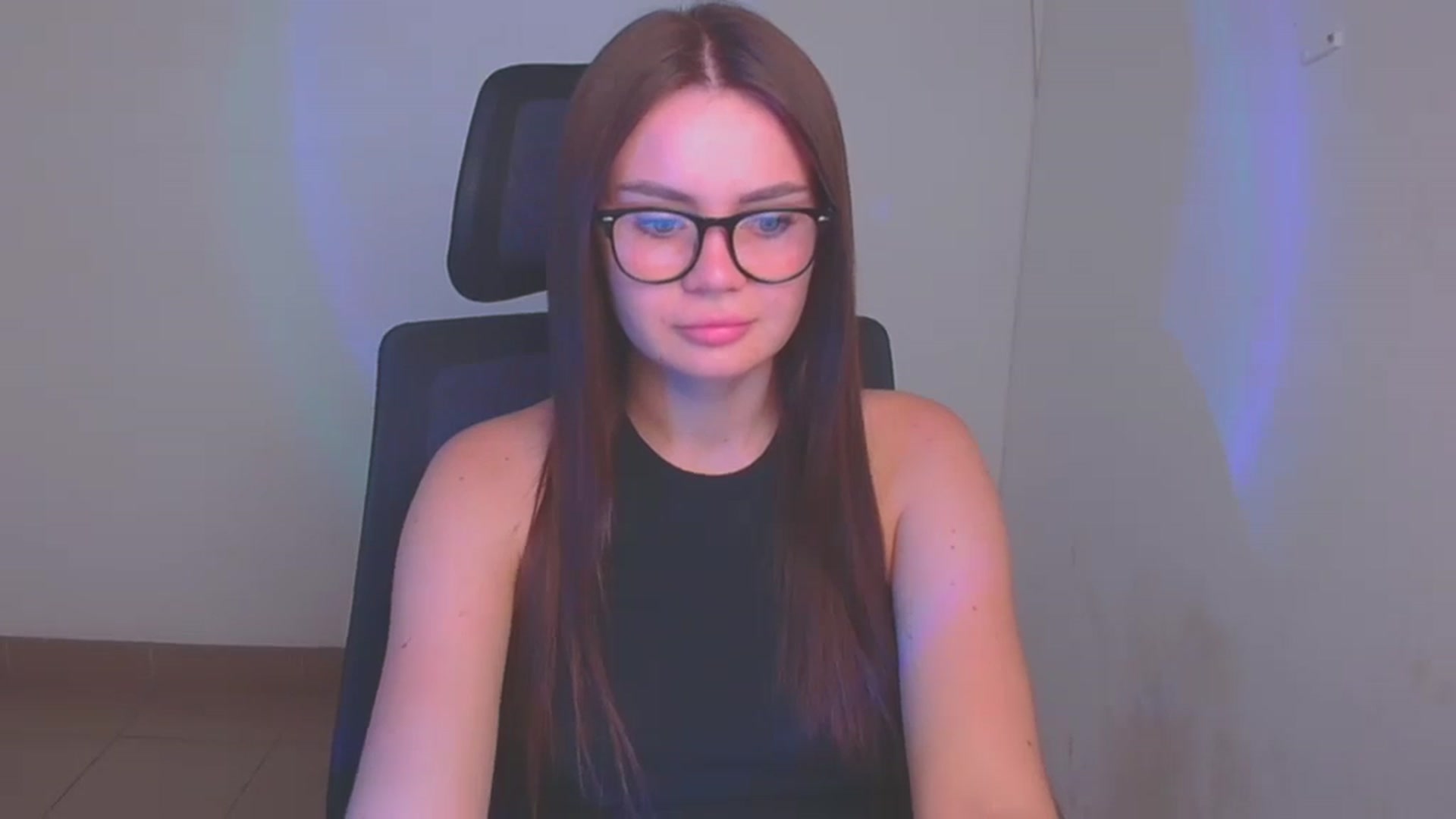 Gallery image thumbnail from Abigaill_XO's myfreecams stream on, 09/22/2024, 12:00 image 8 of 20