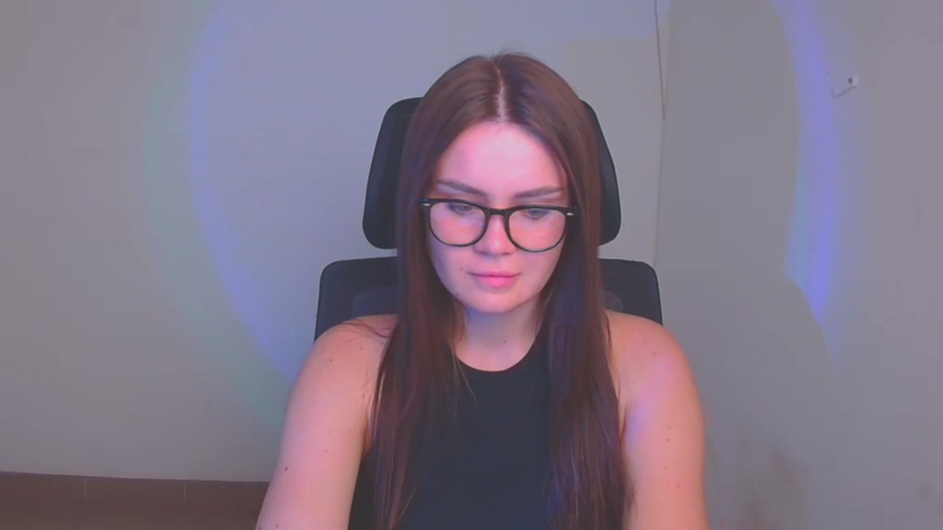 Gallery image thumbnail from Abigaill_XO's myfreecams stream on, 09/22/2024, 12:45 image 7 of 20