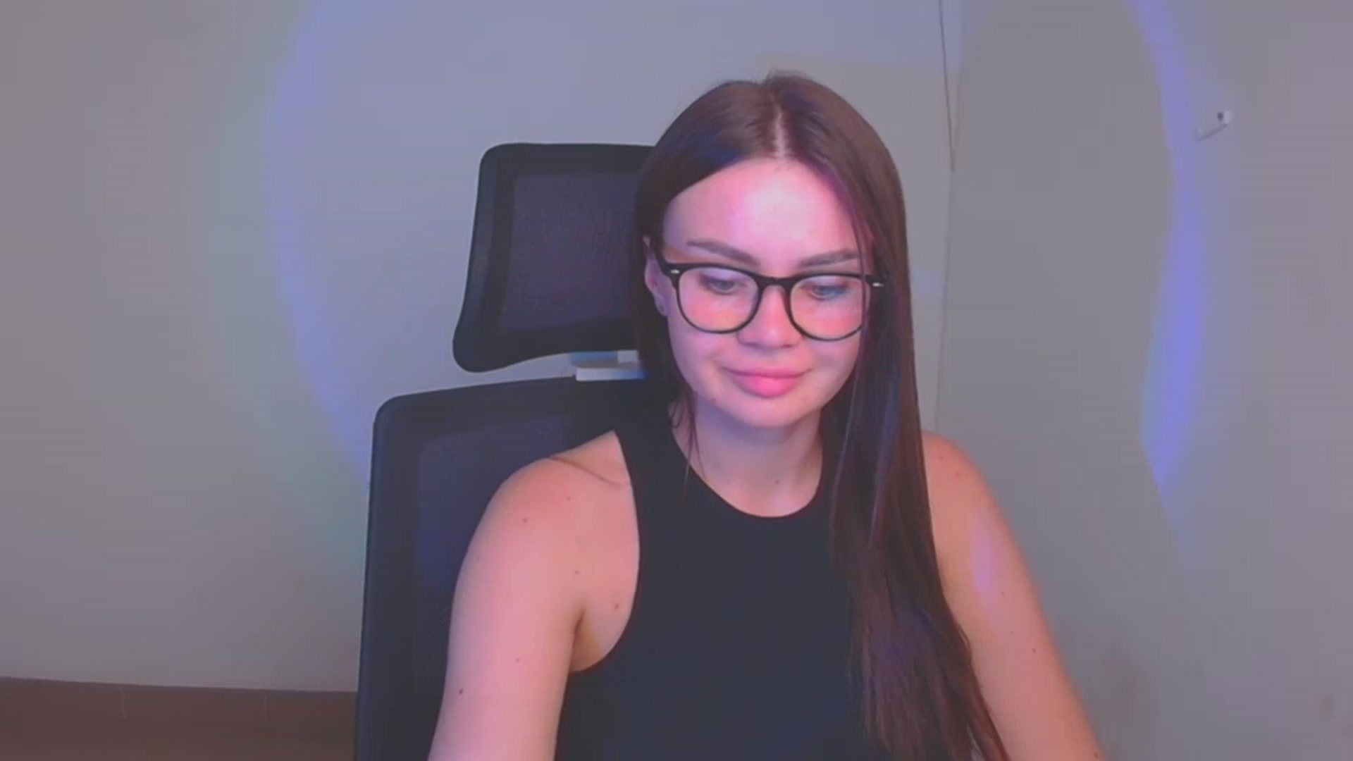 Gallery image thumbnail from Abigaill_XO's myfreecams stream on, 09/22/2024, 12:45 image 20 of 20