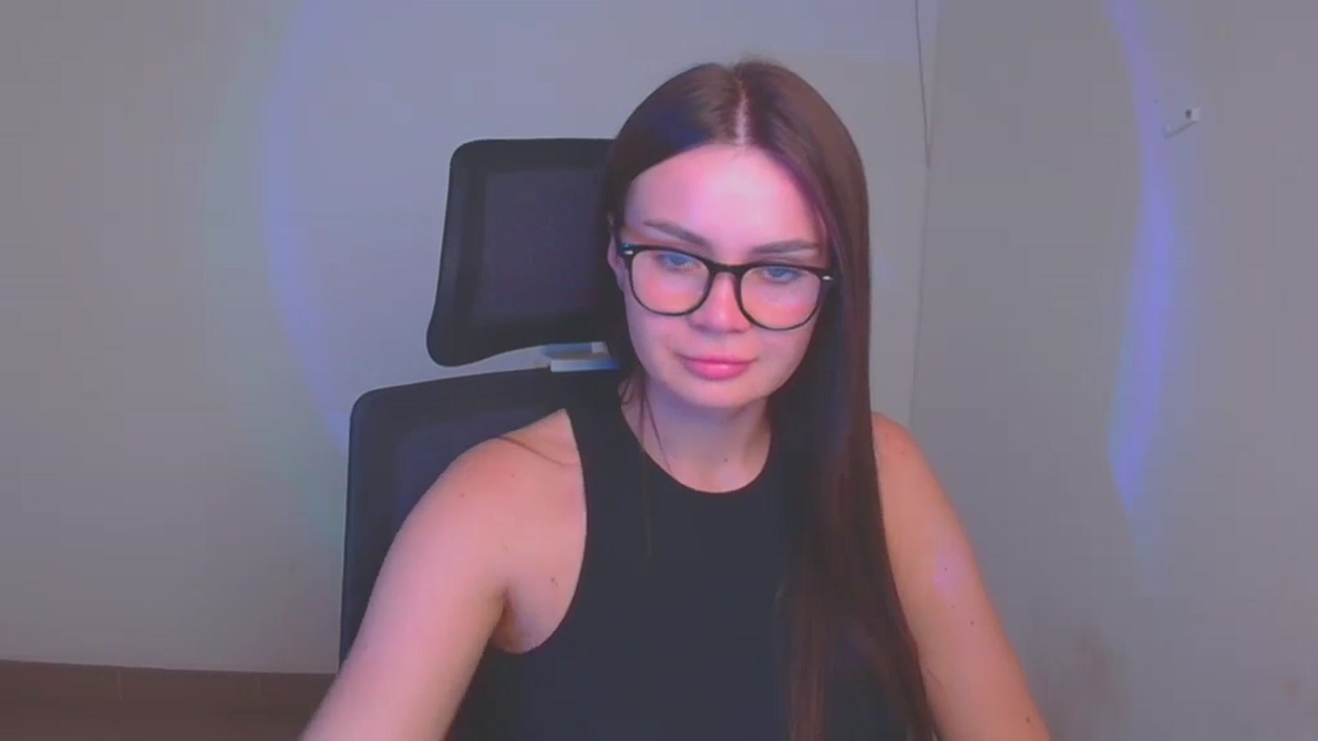 Gallery image thumbnail from Abigaill_XO's myfreecams stream on, 09/22/2024, 12:45 image 17 of 20