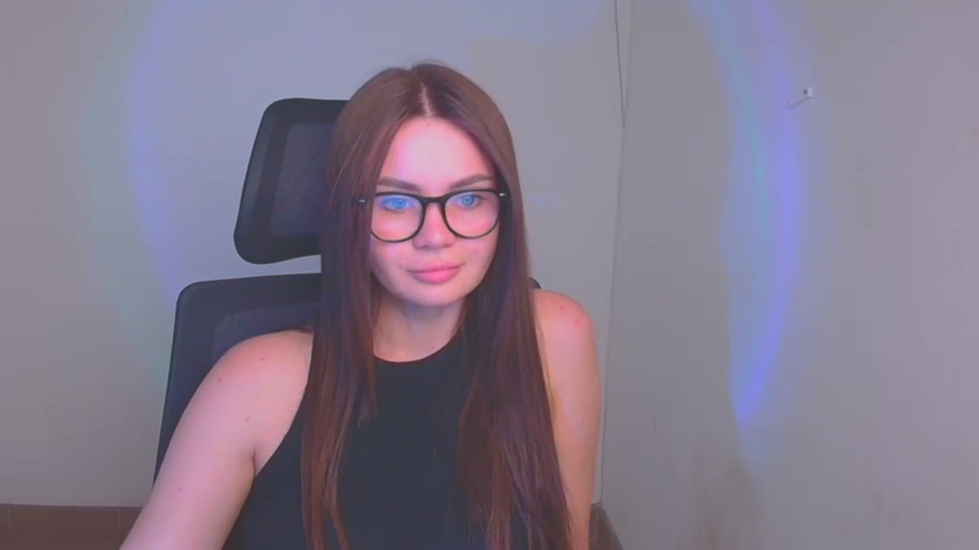Gallery image thumbnail from Abigaill_XO's myfreecams stream on, 09/22/2024, 13:27 image 15 of 20