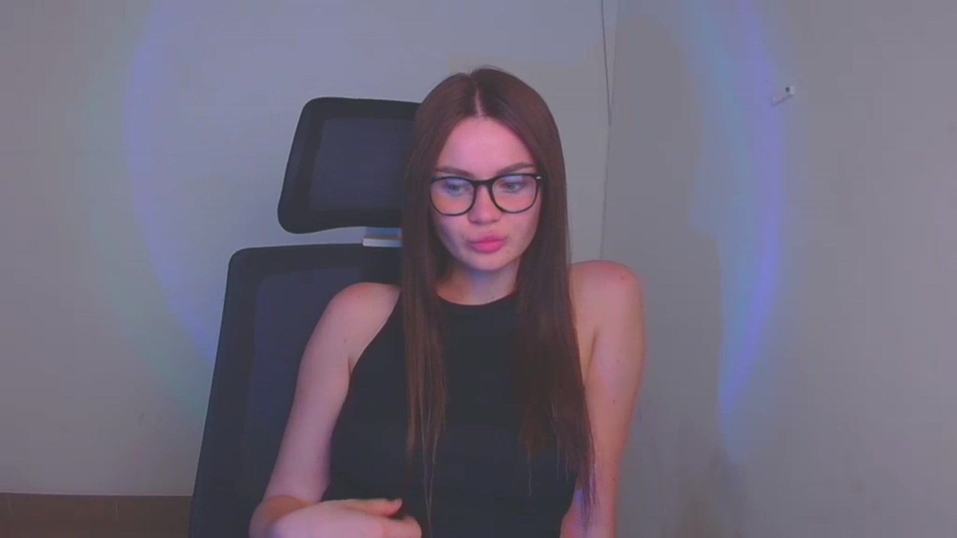 Gallery image thumbnail from Abigaill_XO's myfreecams stream on, 09/22/2024, 13:27 image 13 of 20