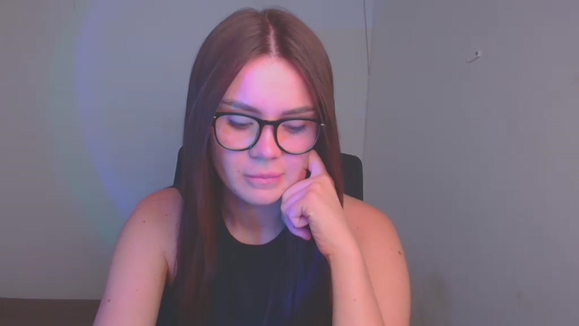 Gallery image thumbnail from Abigaill_XO's myfreecams stream on, 09/22/2024, 13:27 image 12 of 20