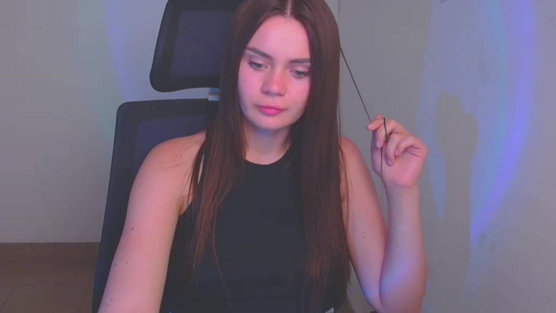 Gallery image thumbnail from Abigaill_XO's myfreecams stream on, 09/22/2024, 16:38 image 11 of 20