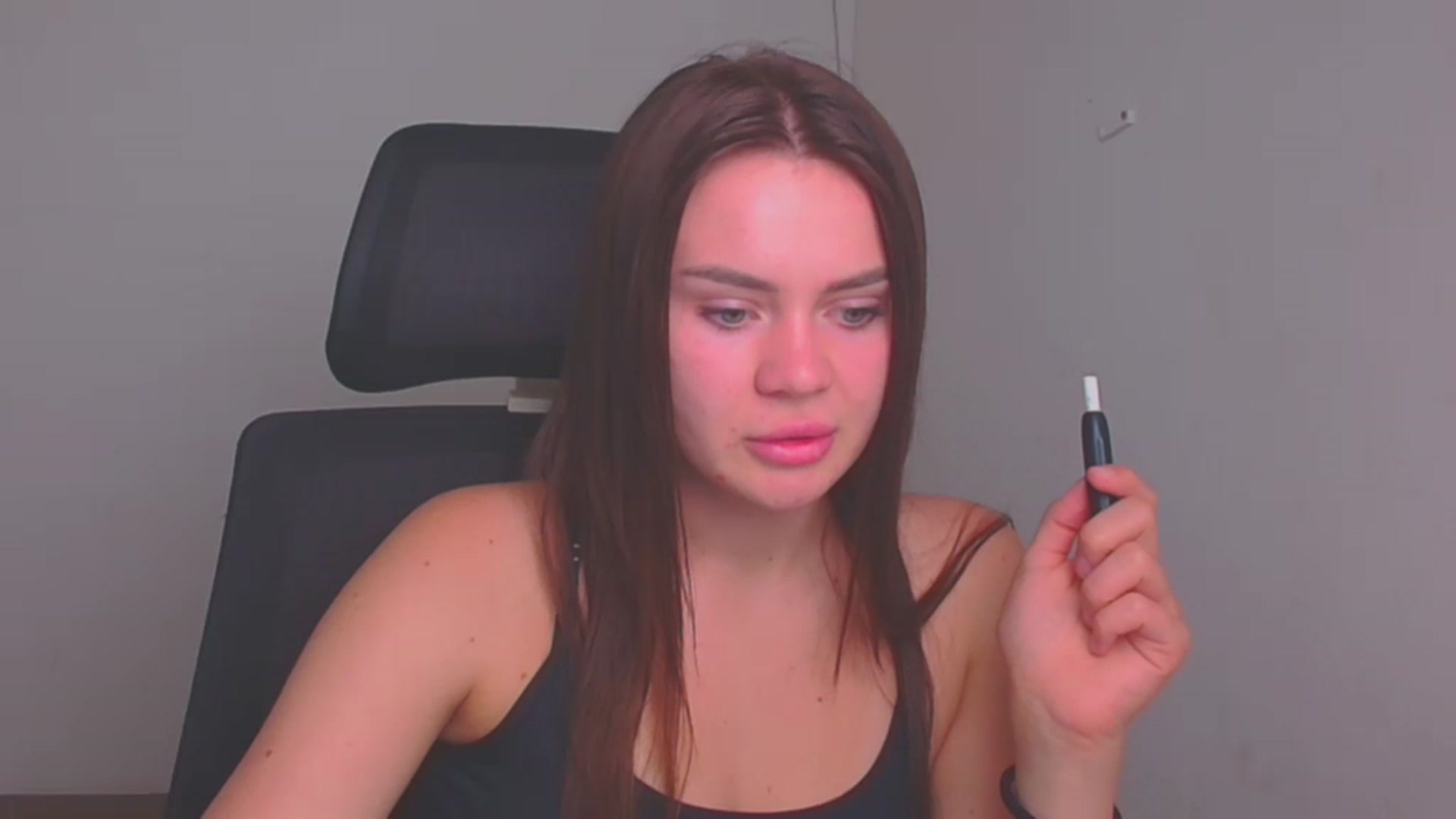 Gallery image thumbnail from Abigaill_XO's myfreecams stream on, 09/23/2024, 07:17 image 12 of 20