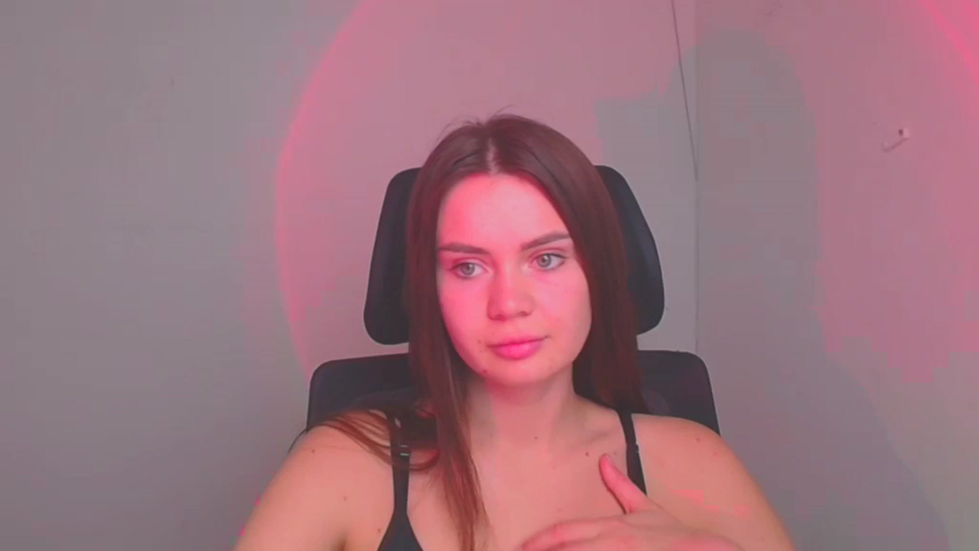 Gallery image thumbnail from Abigaill_XO's myfreecams stream on, 09/23/2024, 07:17 image 20 of 20