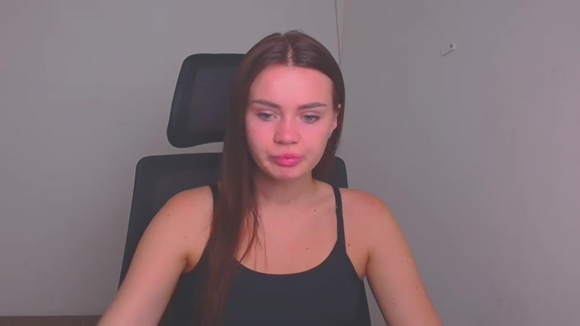 Gallery image thumbnail from Abigaill_XO's myfreecams stream on, 09/23/2024, 07:17 image 3 of 20