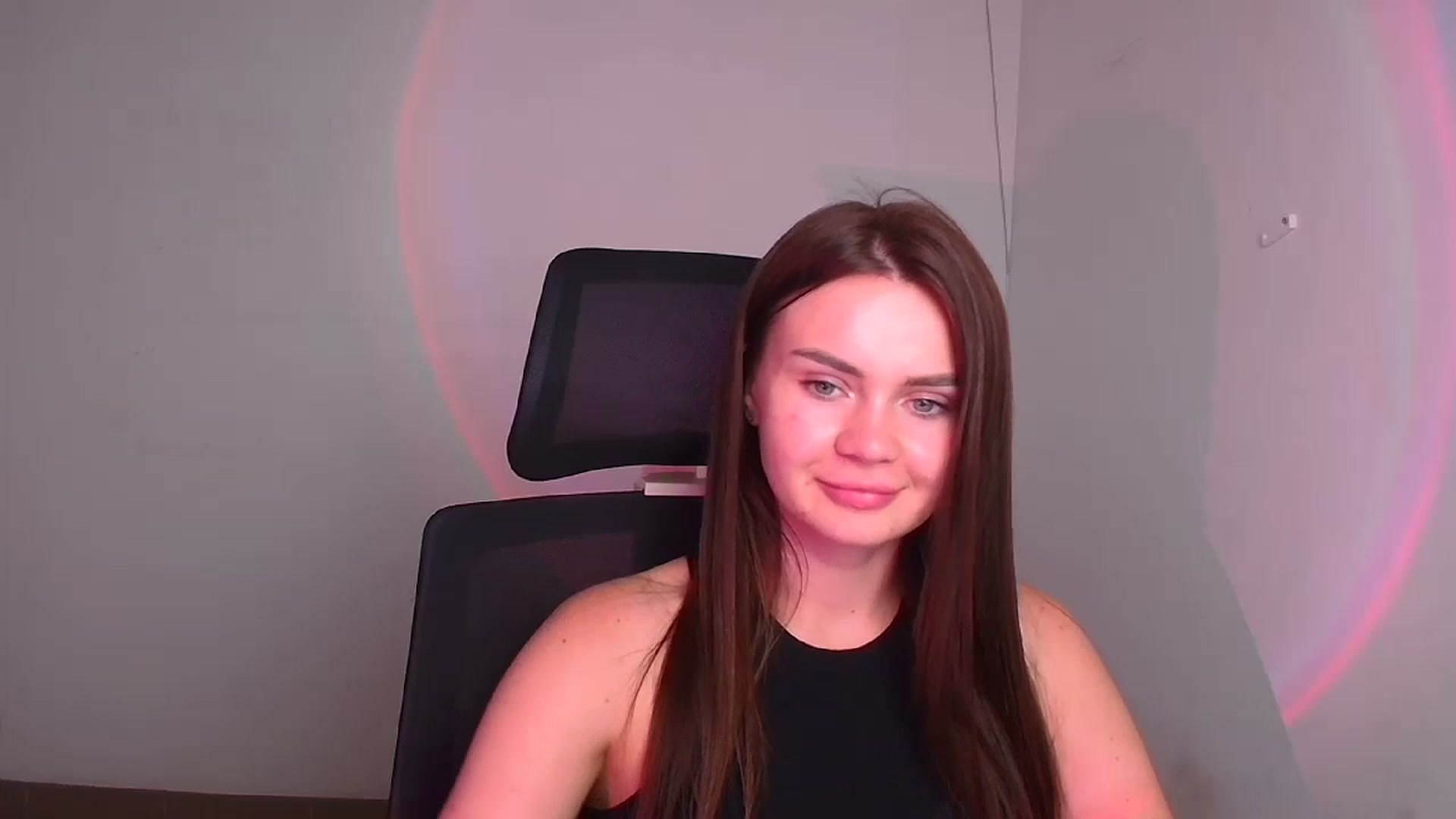 Gallery image thumbnail from Abigaill_XO's myfreecams stream on, 09/24/2024, 16:03 image 5 of 20