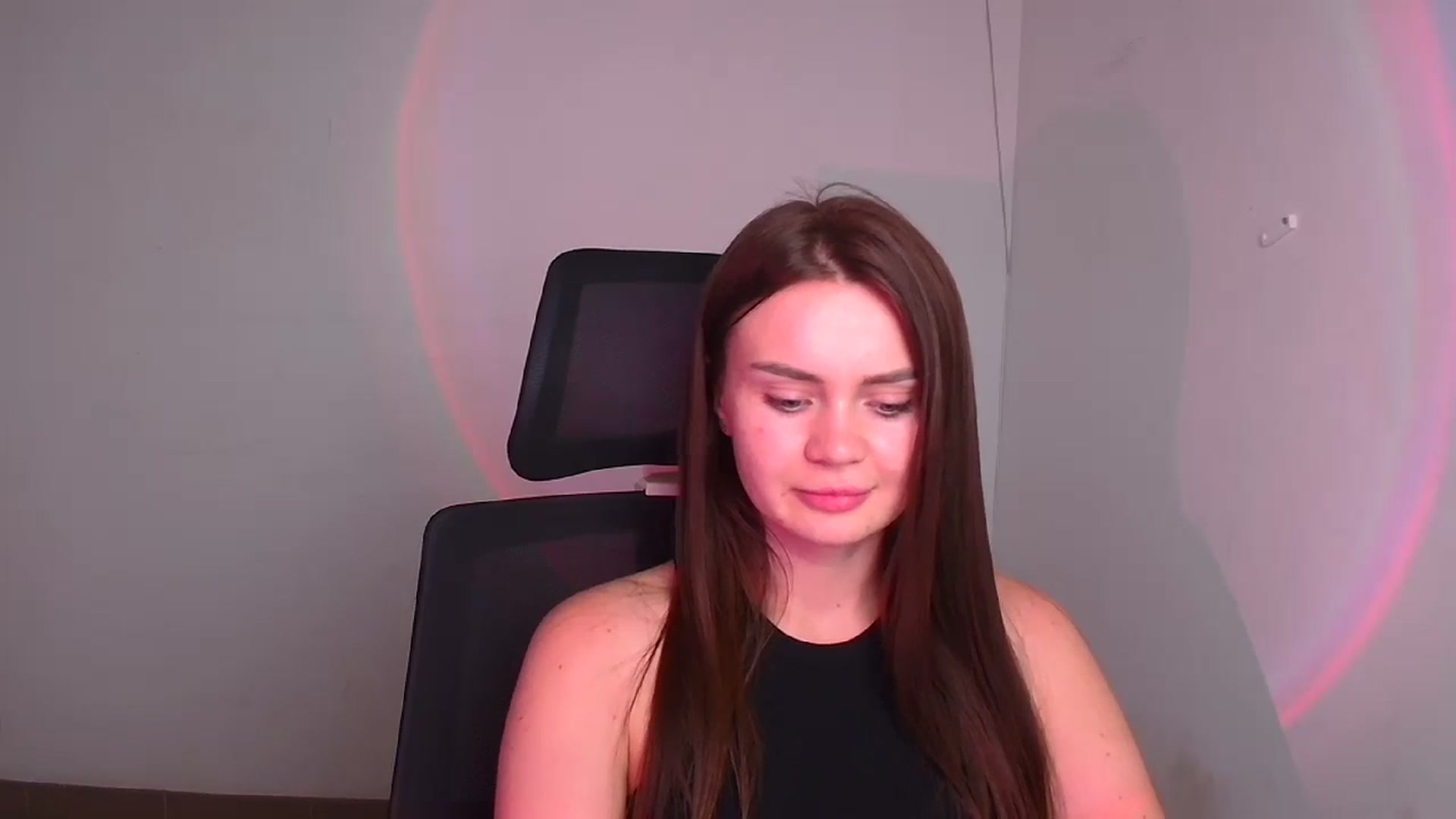 Gallery image thumbnail from Abigaill_XO's myfreecams stream on, 09/24/2024, 16:03 image 4 of 20