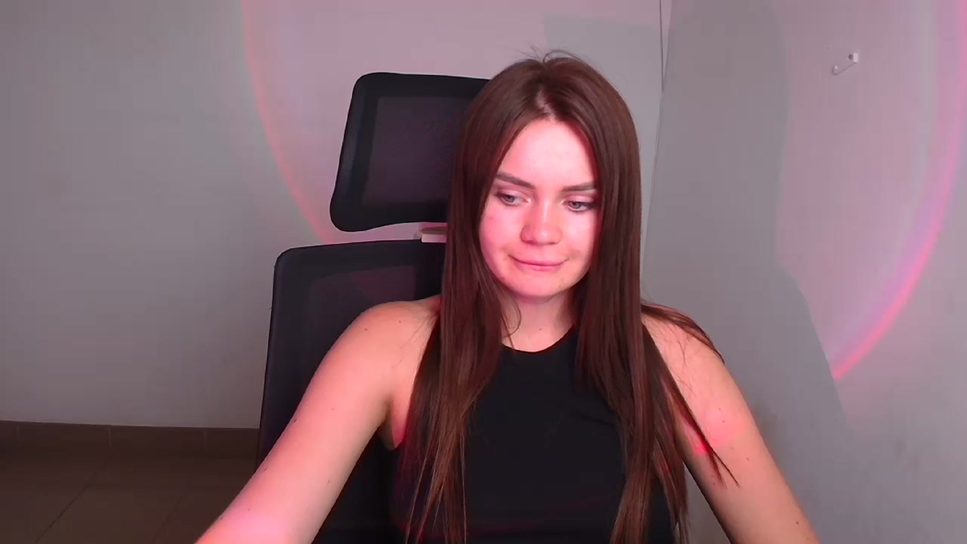 Gallery image thumbnail from Abigaill_XO's myfreecams stream on, 09/24/2024, 16:03 image 19 of 20