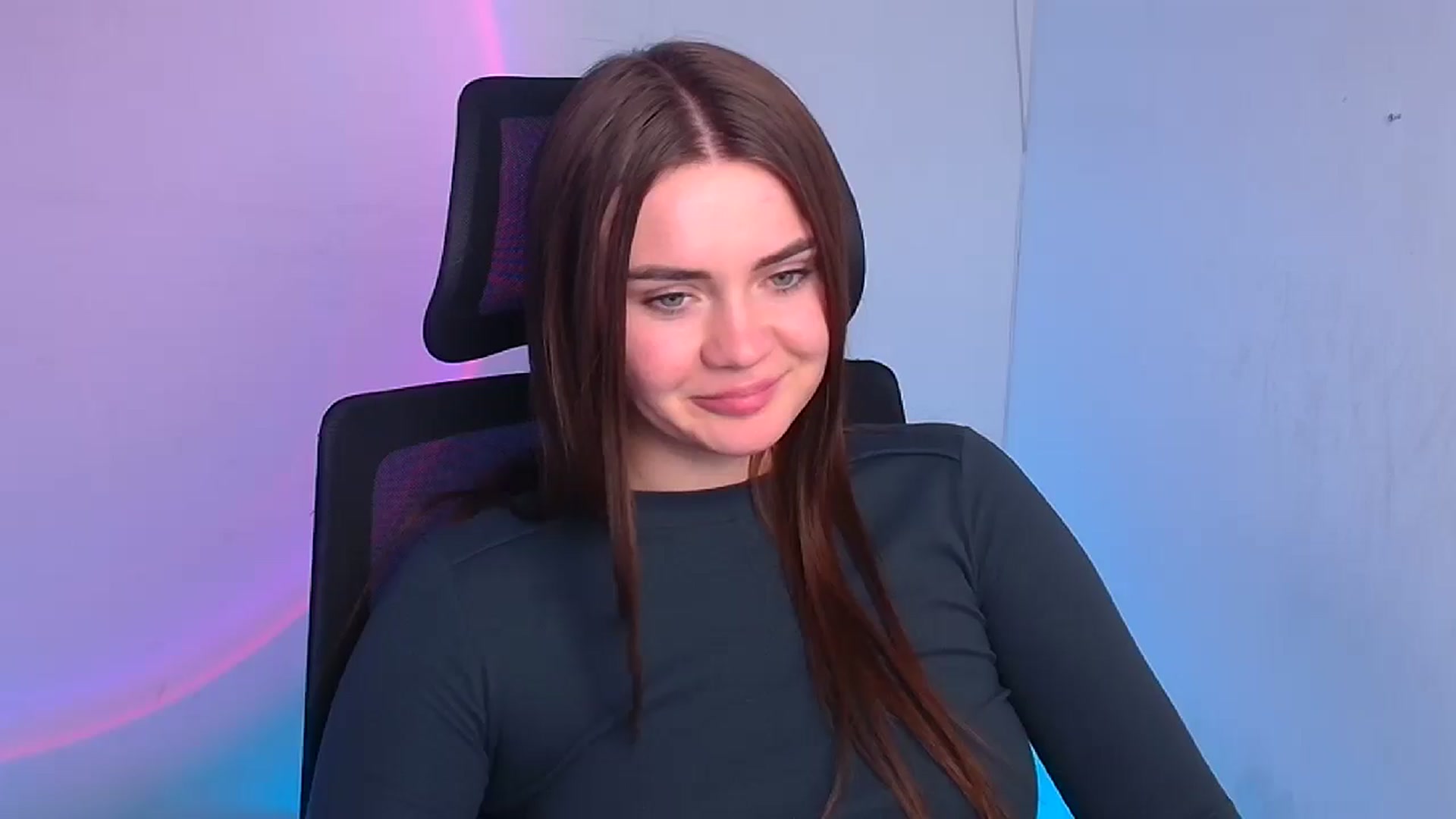 Gallery image thumbnail from Abigaill_XO's myfreecams stream on, 11/28/2024, 13:18 image 16 of 20