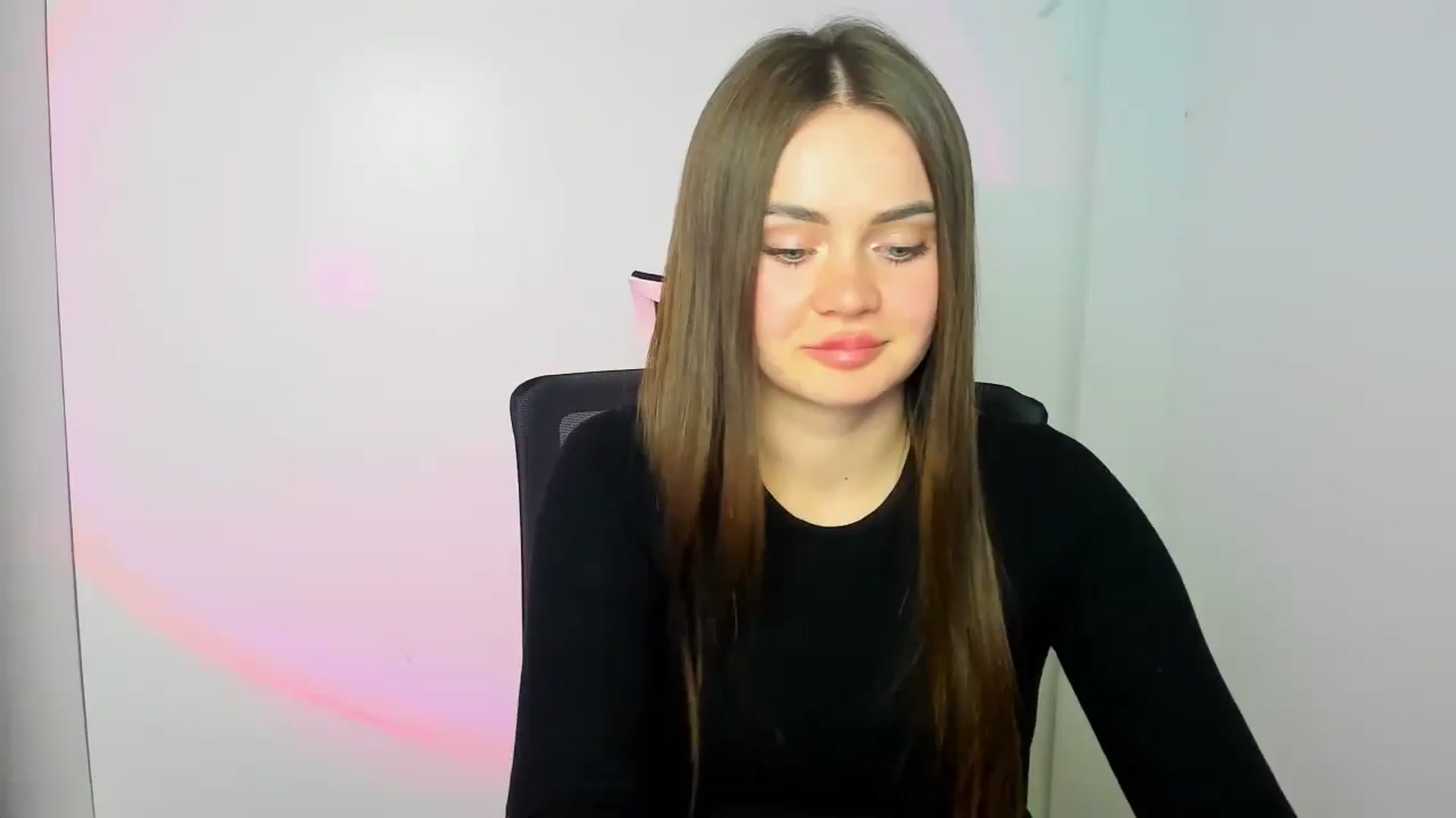 Gallery image thumbnail from Abigaill_XO's myfreecams stream on, 12/03/2024, 10:02 image 16 of 20