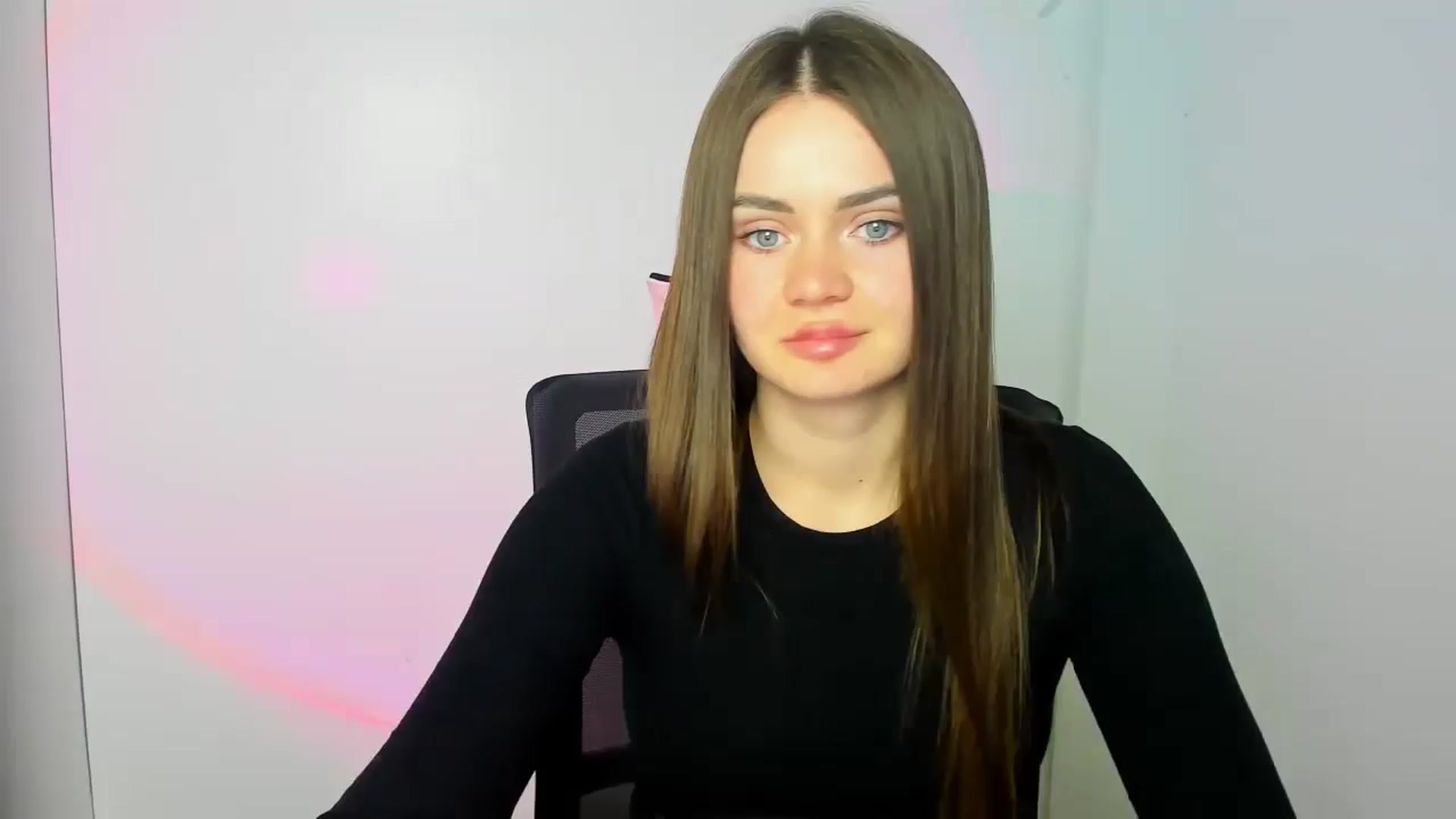 Gallery image thumbnail from Abigaill_XO's myfreecams stream on, 12/03/2024, 10:02 image 1 of 20