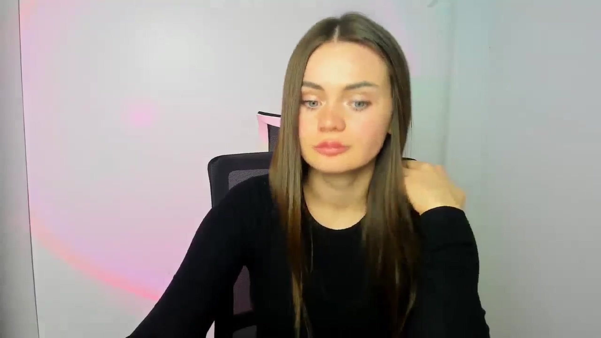 Gallery image thumbnail from Abigaill_XO's myfreecams stream on, 12/03/2024, 10:02 image 15 of 20