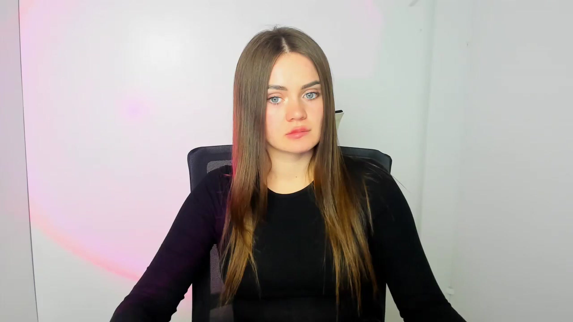 Gallery image thumbnail from Abigaill_XO's myfreecams stream on, 12/03/2024, 10:56 image 6 of 20