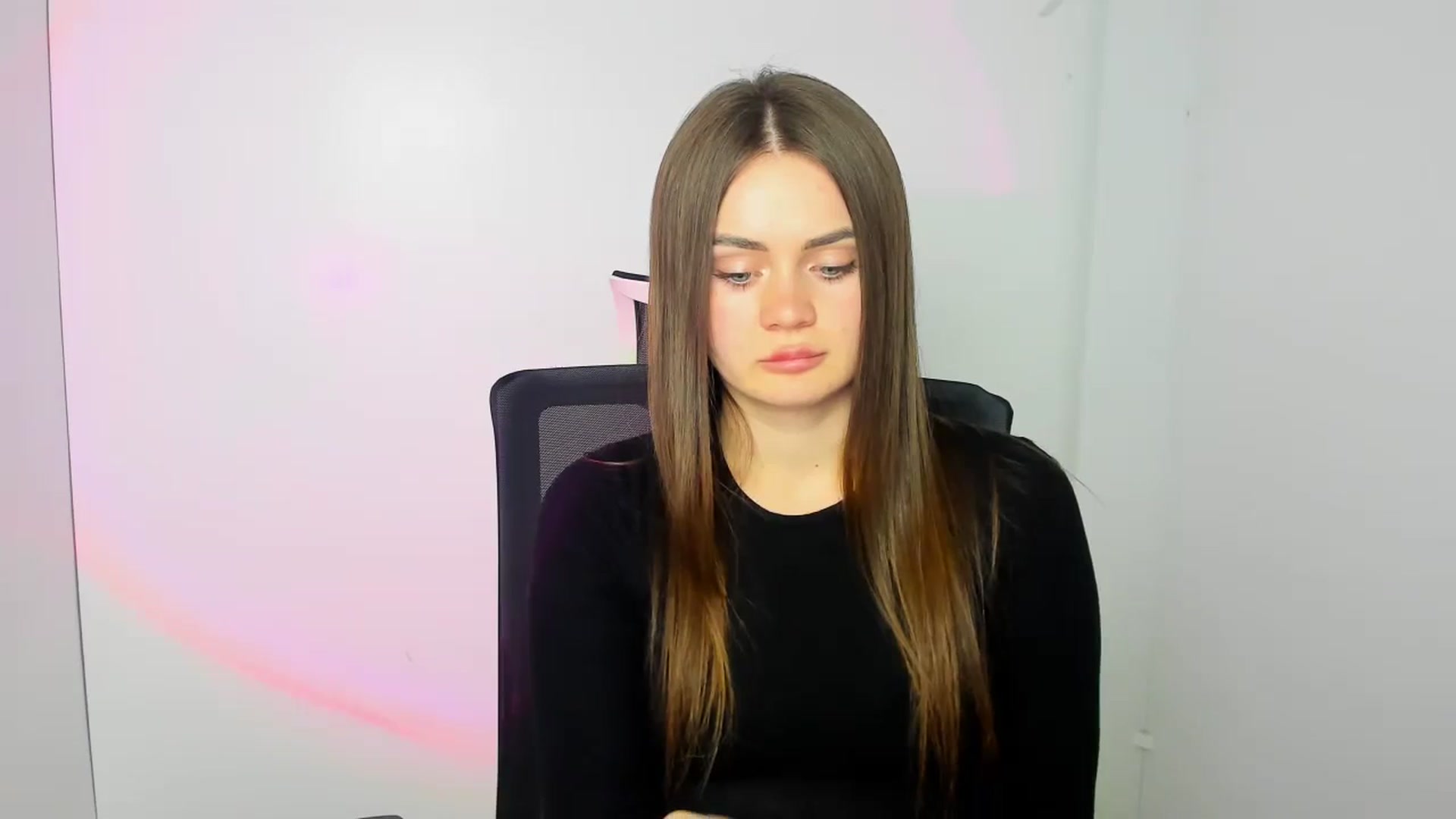 Gallery image thumbnail from Abigaill_XO's myfreecams stream on, 12/03/2024, 10:56 image 13 of 20