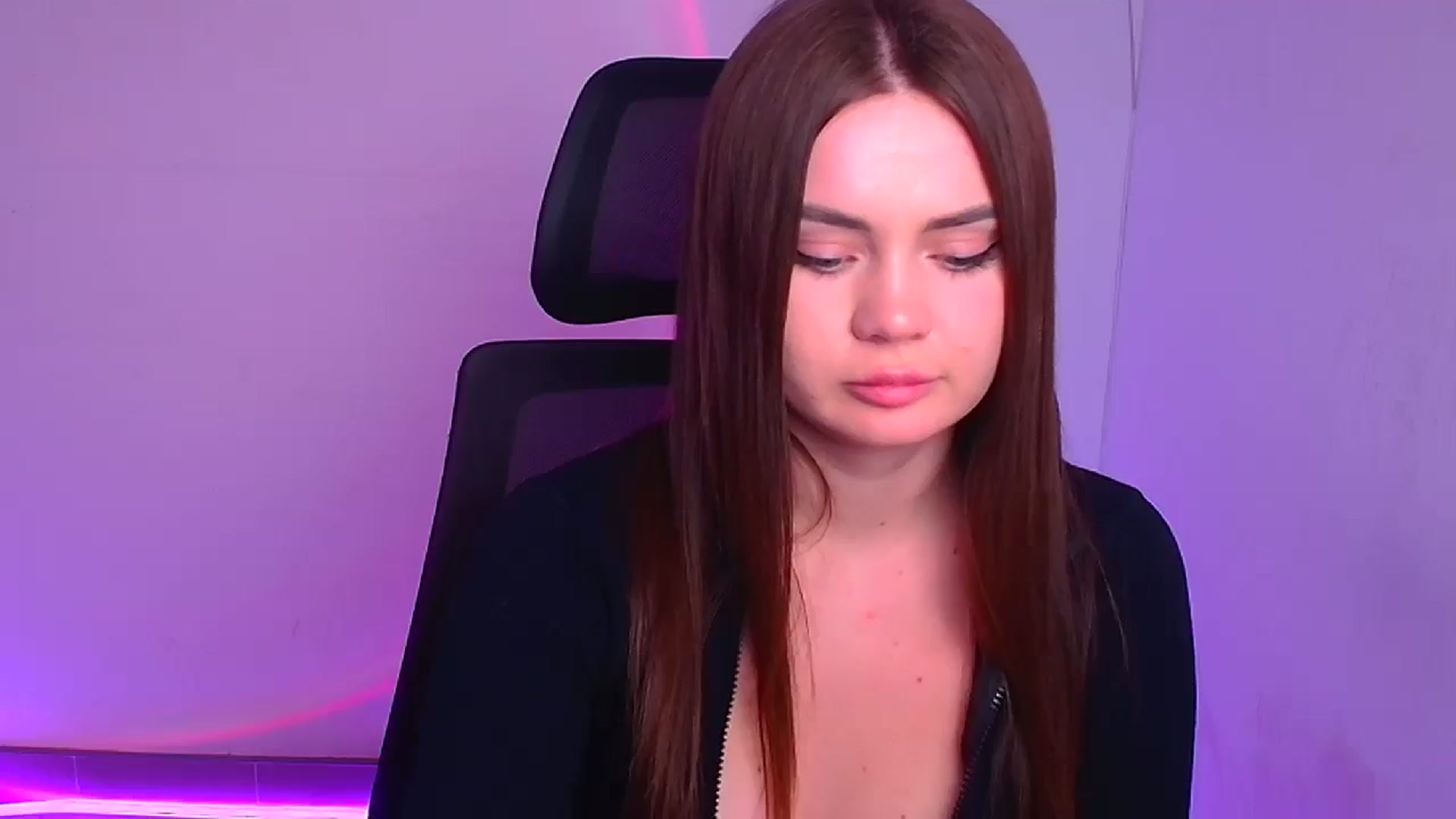 Gallery image thumbnail from Abigaill_XO's myfreecams stream on, 12/09/2024, 10:22 image 17 of 20