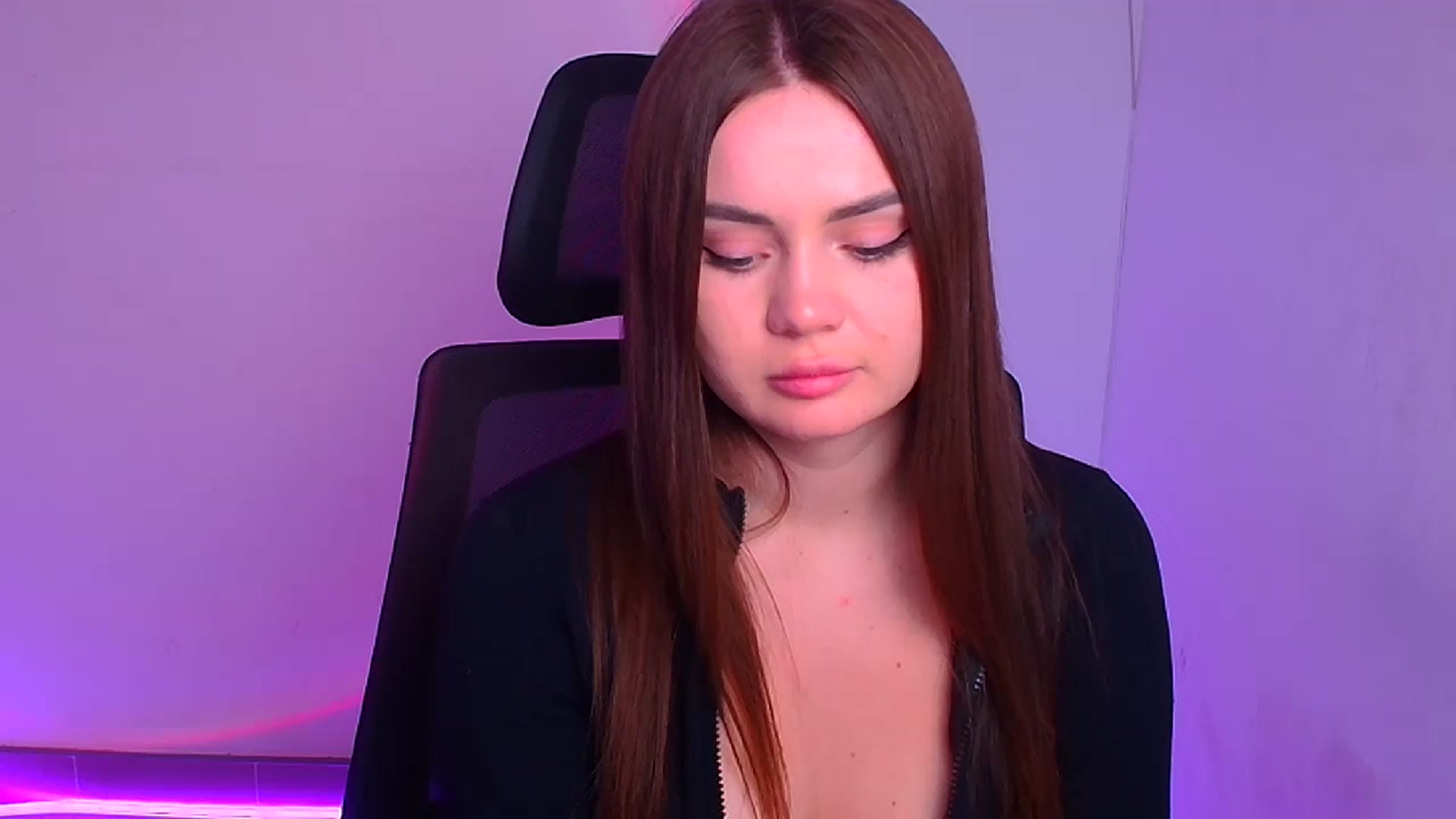 Gallery image thumbnail from Abigaill_XO's myfreecams stream on, 12/09/2024, 10:22 image 18 of 20