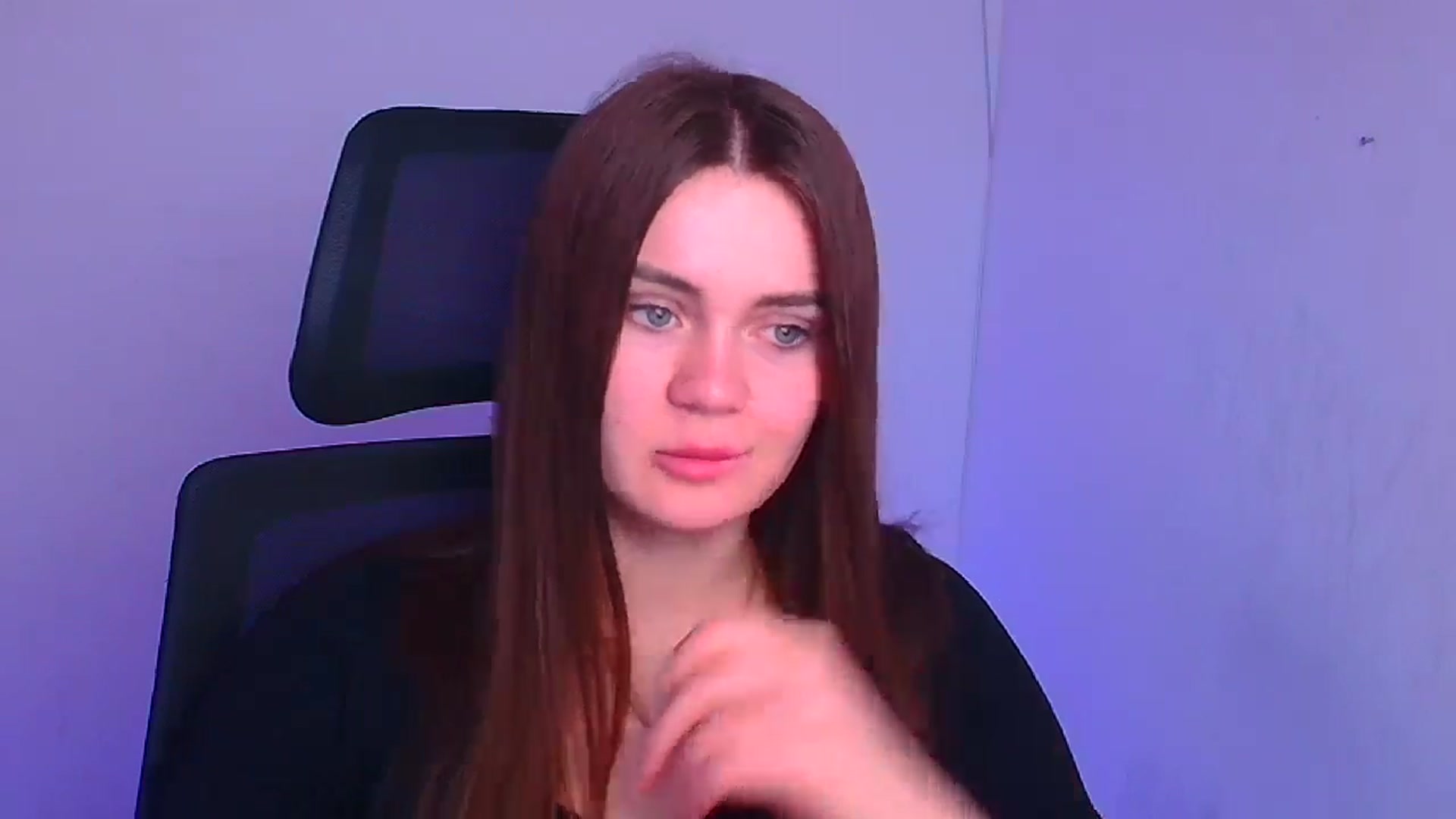 Gallery image thumbnail from Abigaill_XO's myfreecams stream on, 12/12/2024, 10:16 image 8 of 20
