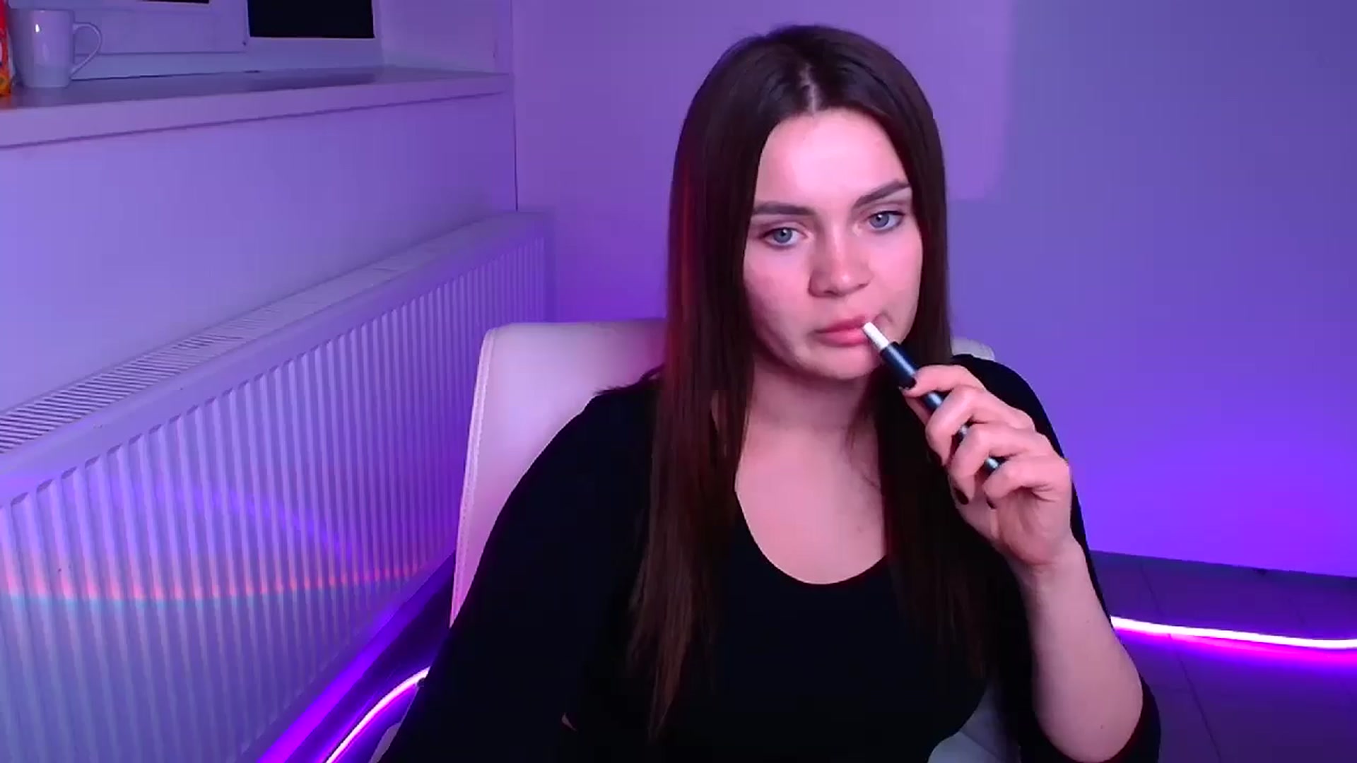 Gallery image thumbnail from Abigaill_XO's myfreecams stream on, 12/24/2024, 11:45 image 16 of 20