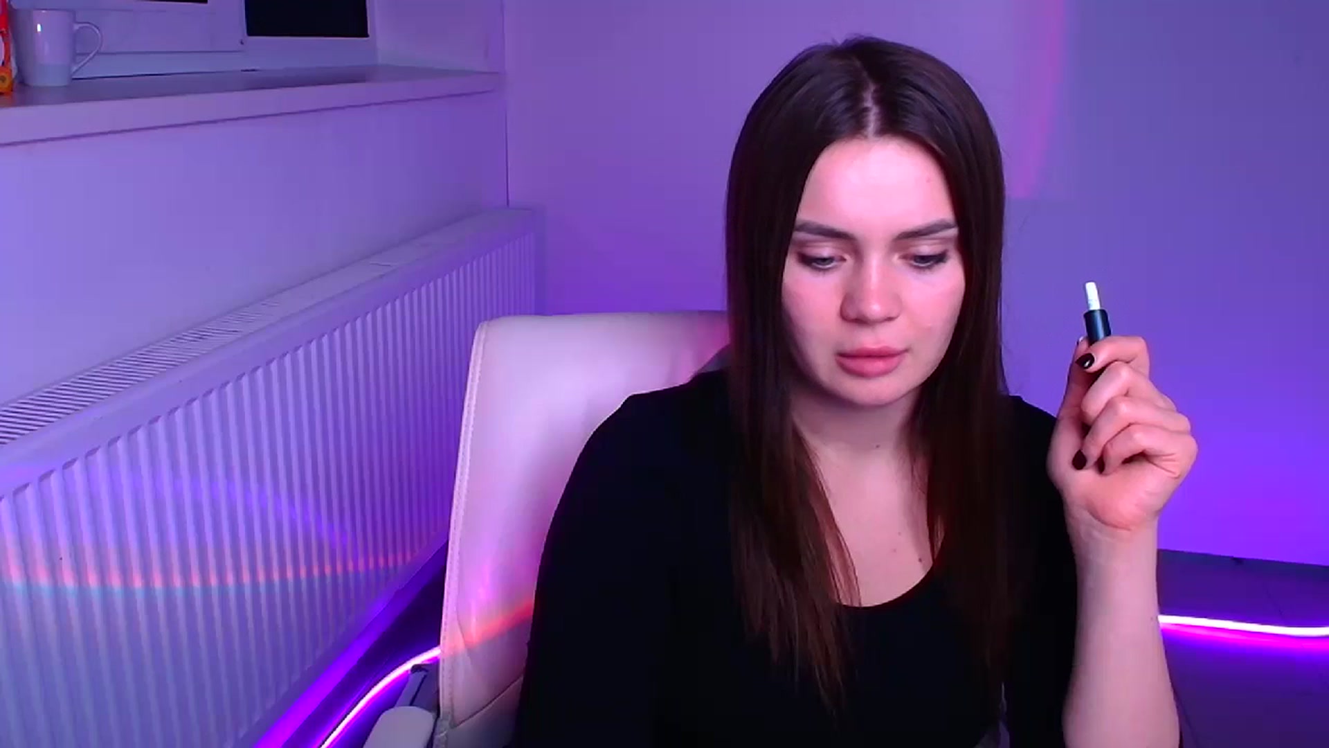 Gallery image thumbnail from Abigaill_XO's myfreecams stream on, 12/24/2024, 11:45 image 10 of 20