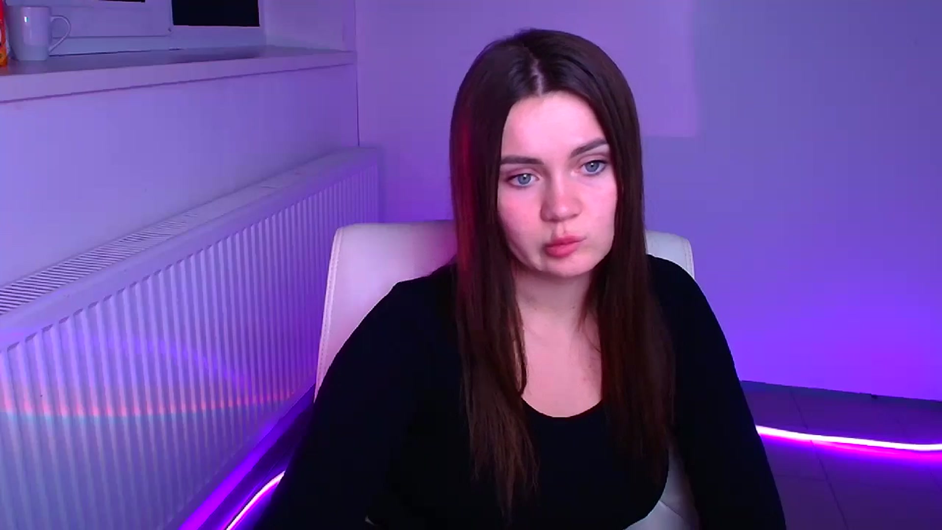 Gallery image thumbnail from Abigaill_XO's myfreecams stream on, 12/24/2024, 11:45 image 20 of 20