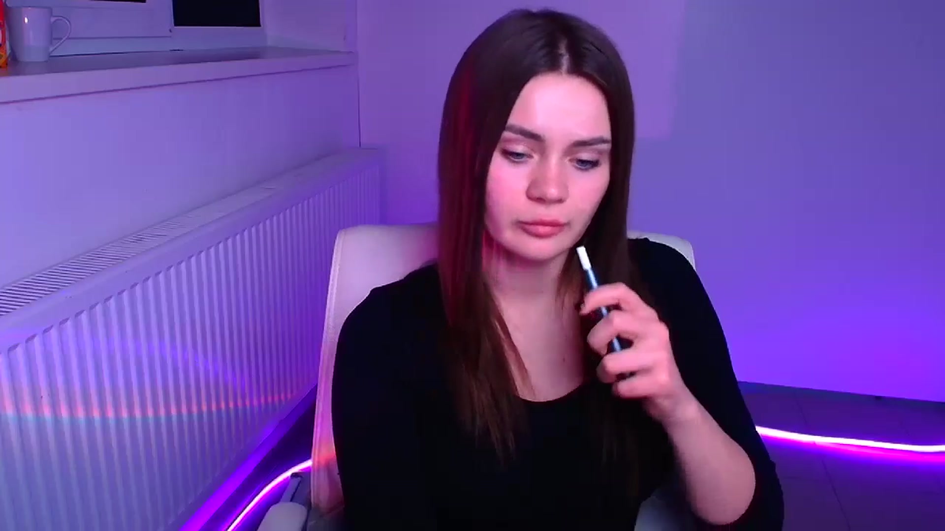Gallery image thumbnail from Abigaill_XO's myfreecams stream on, 12/24/2024, 11:45 image 13 of 20