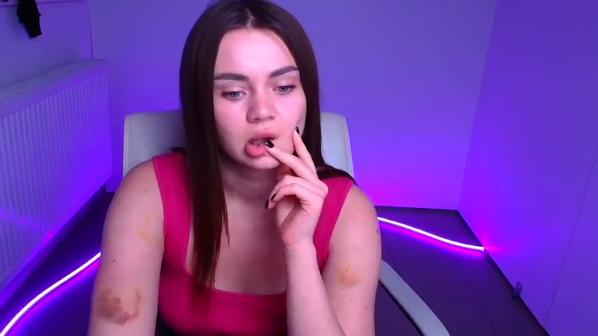 Gallery image thumbnail from Abigaill_XO's myfreecams stream on, 12/25/2024, 10:04 image 20 of 20