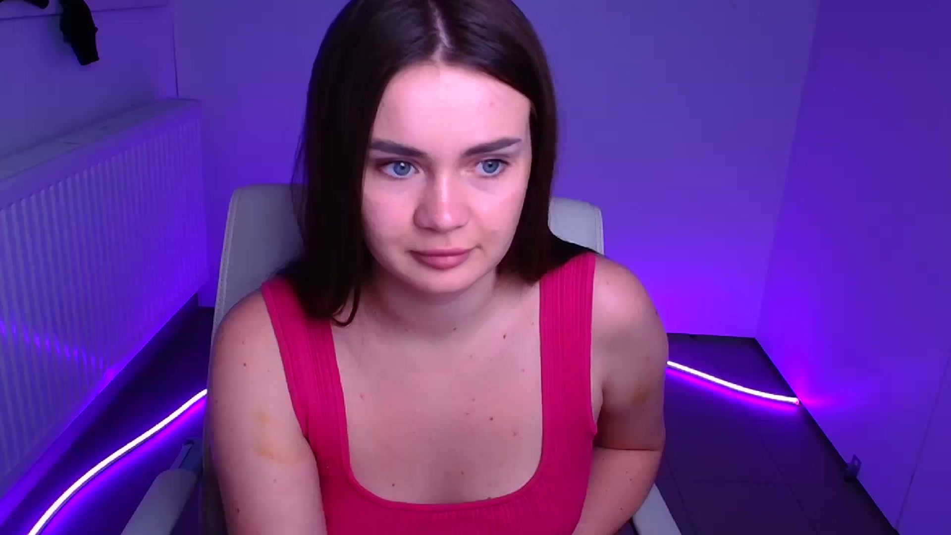 Gallery image thumbnail from Abigaill_XO's myfreecams stream on, 12/25/2024, 10:04 image 8 of 20