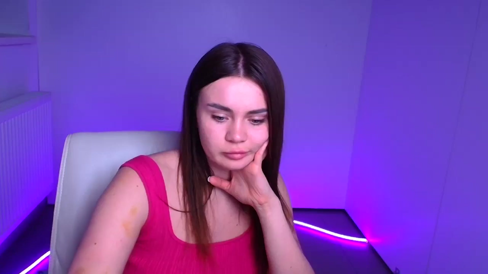 Gallery image thumbnail from Abigaill_XO's myfreecams stream on, 12/25/2024, 12:07 image 19 of 20