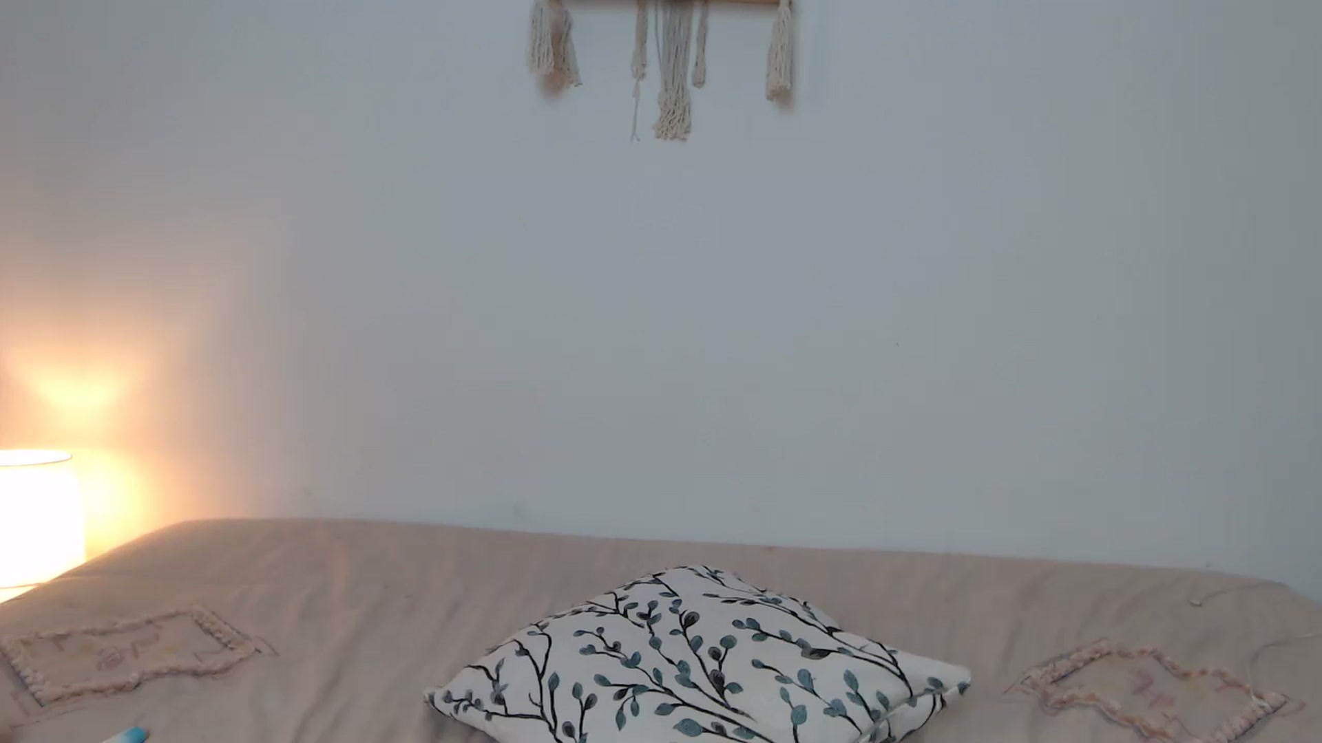 Gallery image thumbnail from Abii_26's myfreecams stream on, 08/03/2025, 10:29 image 14 of 20