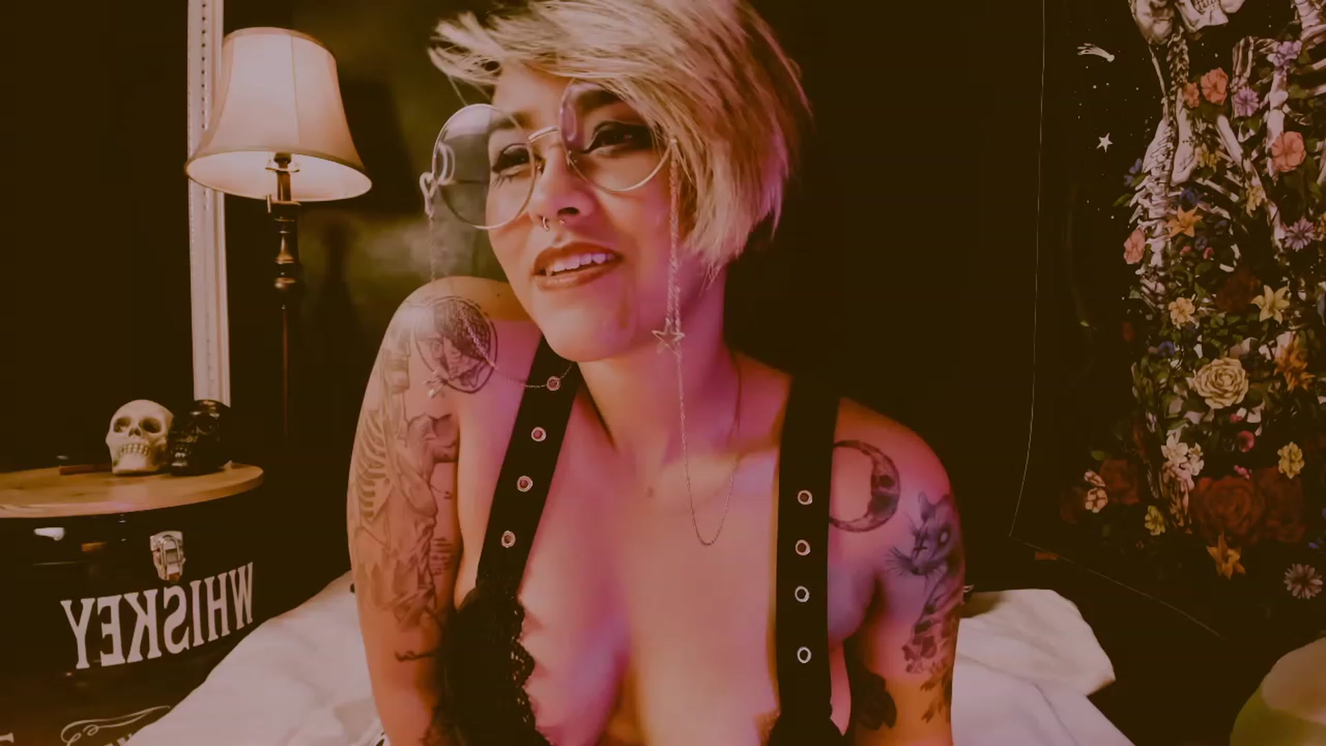 Gallery image thumbnail from AbraxxysRadio's myfreecams stream on, 12/16/2022, 02:07 image 9 of 20