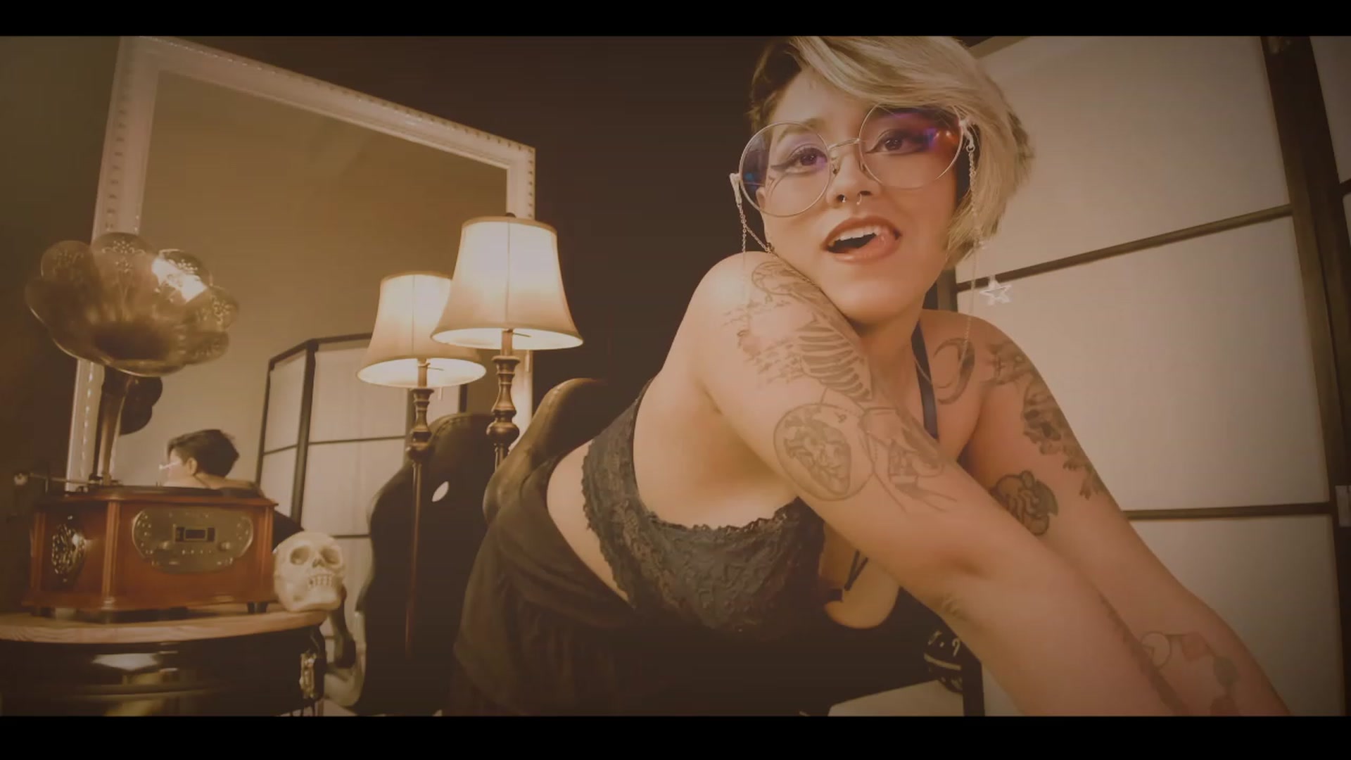Gallery image thumbnail from AbraxxysRadio's myfreecams stream on, 12/20/2022, 03:05 image 13 of 20
