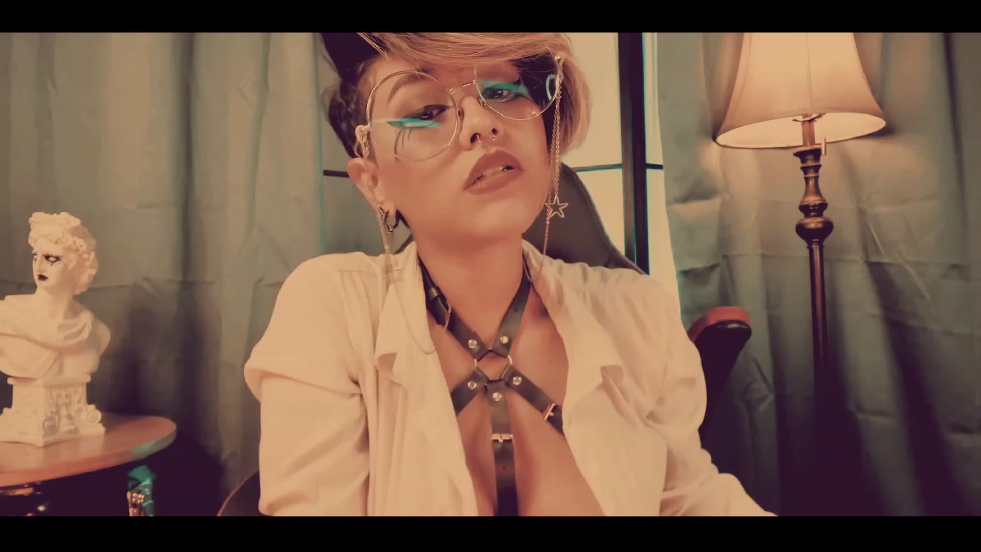 Gallery image thumbnail from AbraxxysRadio's myfreecams stream on, 12/22/2022, 17:50 image 20 of 20
