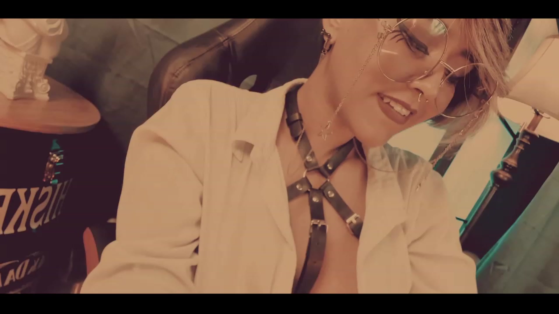 Gallery image thumbnail from AbraxxysRadio's myfreecams stream on, 12/22/2022, 19:21 image 14 of 20