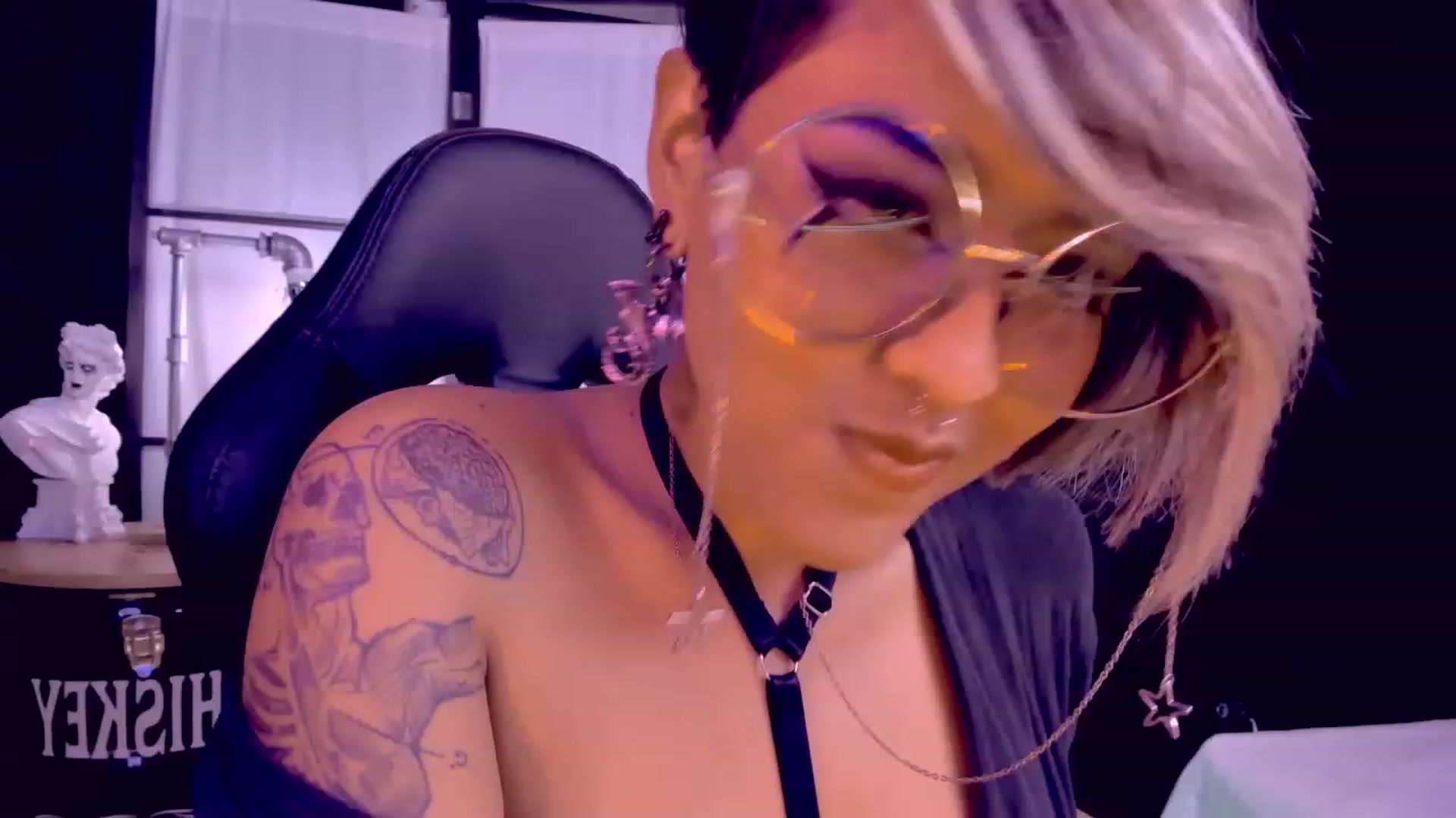 Gallery image thumbnail from AbraxxysRadio's myfreecams stream on, 01/05/2023, 24:07 image 1 of 20