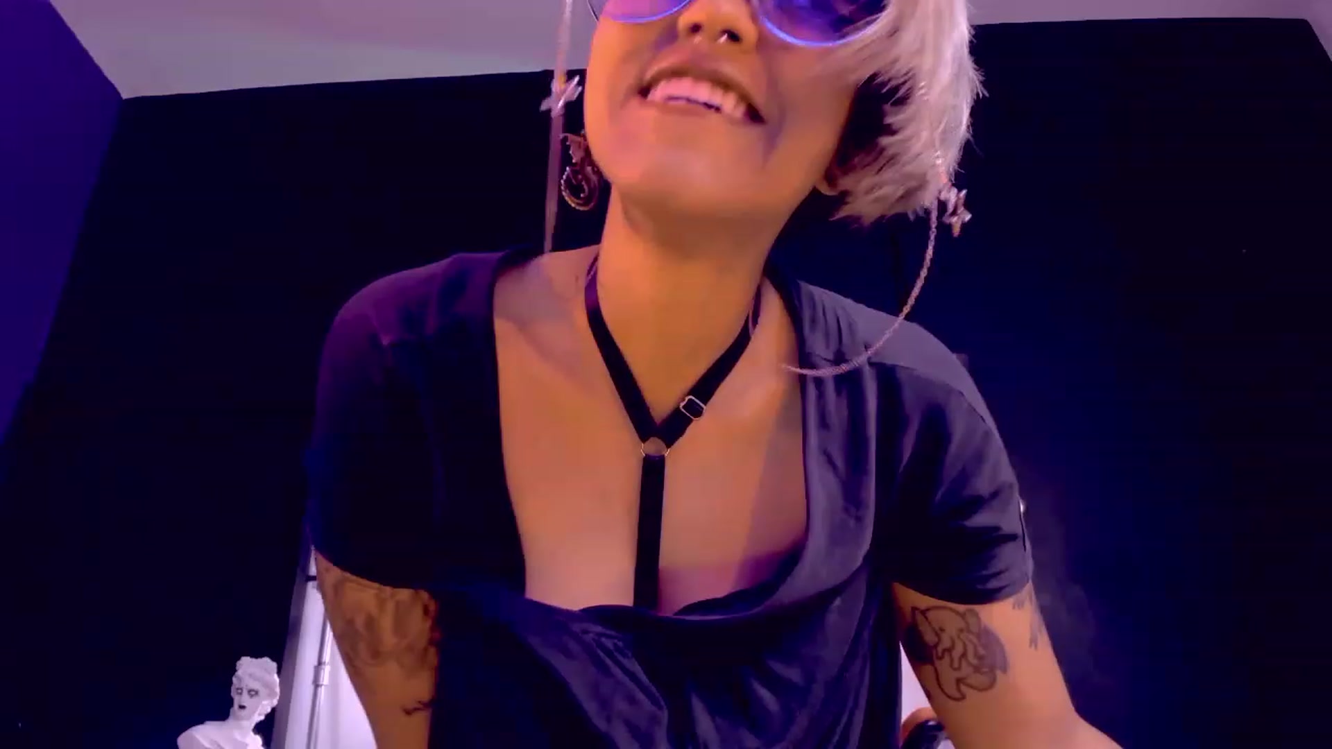 Gallery image thumbnail from AbraxxysRadio's myfreecams stream on, 01/05/2023, 24:07 image 4 of 20