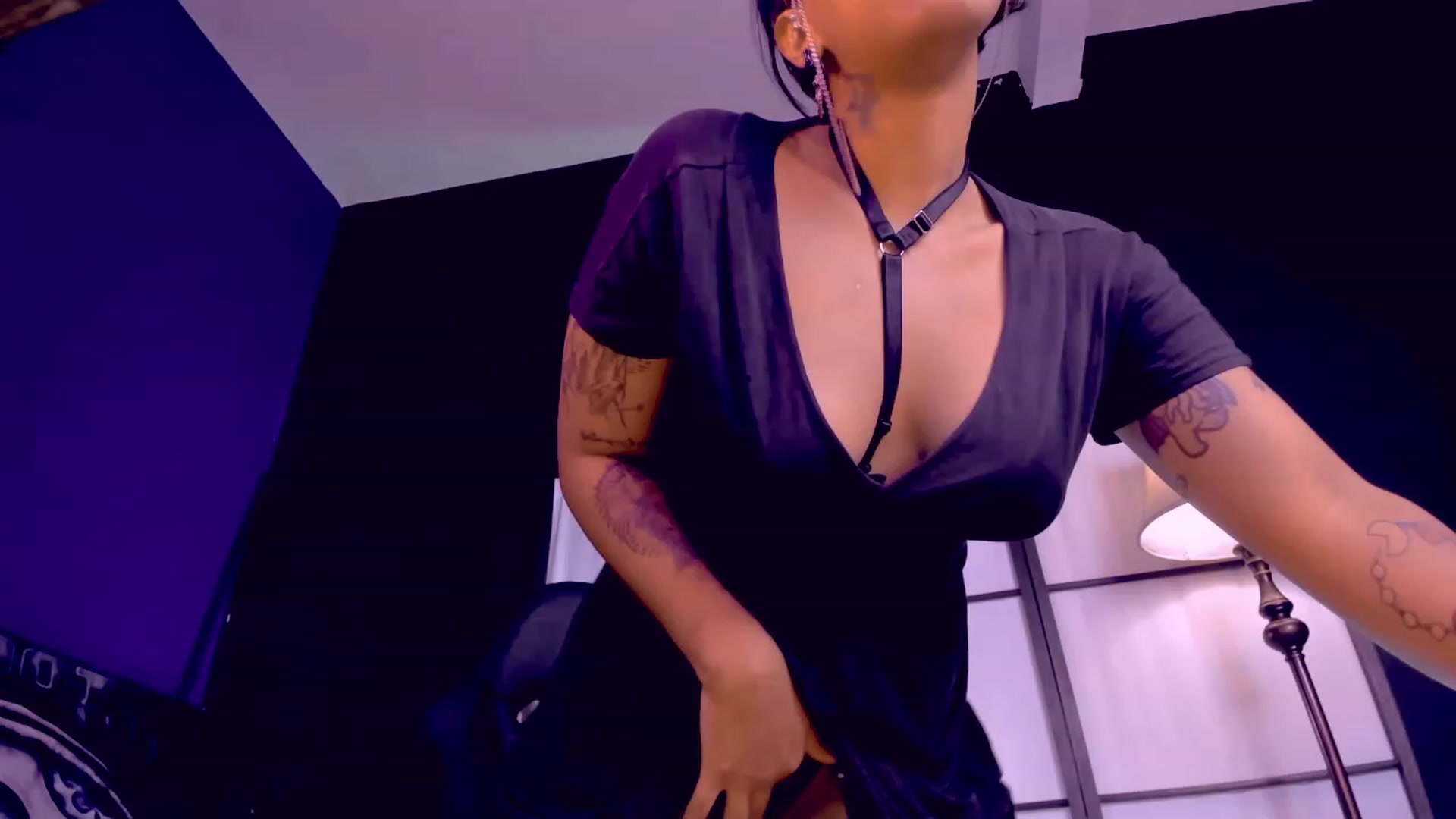Gallery image thumbnail from AbraxxysRadio's myfreecams stream on, 01/05/2023, 02:09 image 2 of 20