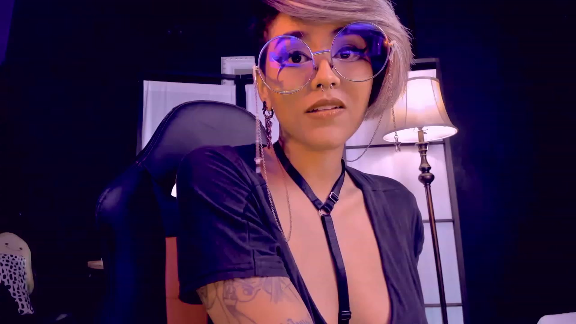 Gallery image thumbnail from AbraxxysRadio's myfreecams stream on, 01/05/2023, 02:09 image 9 of 20