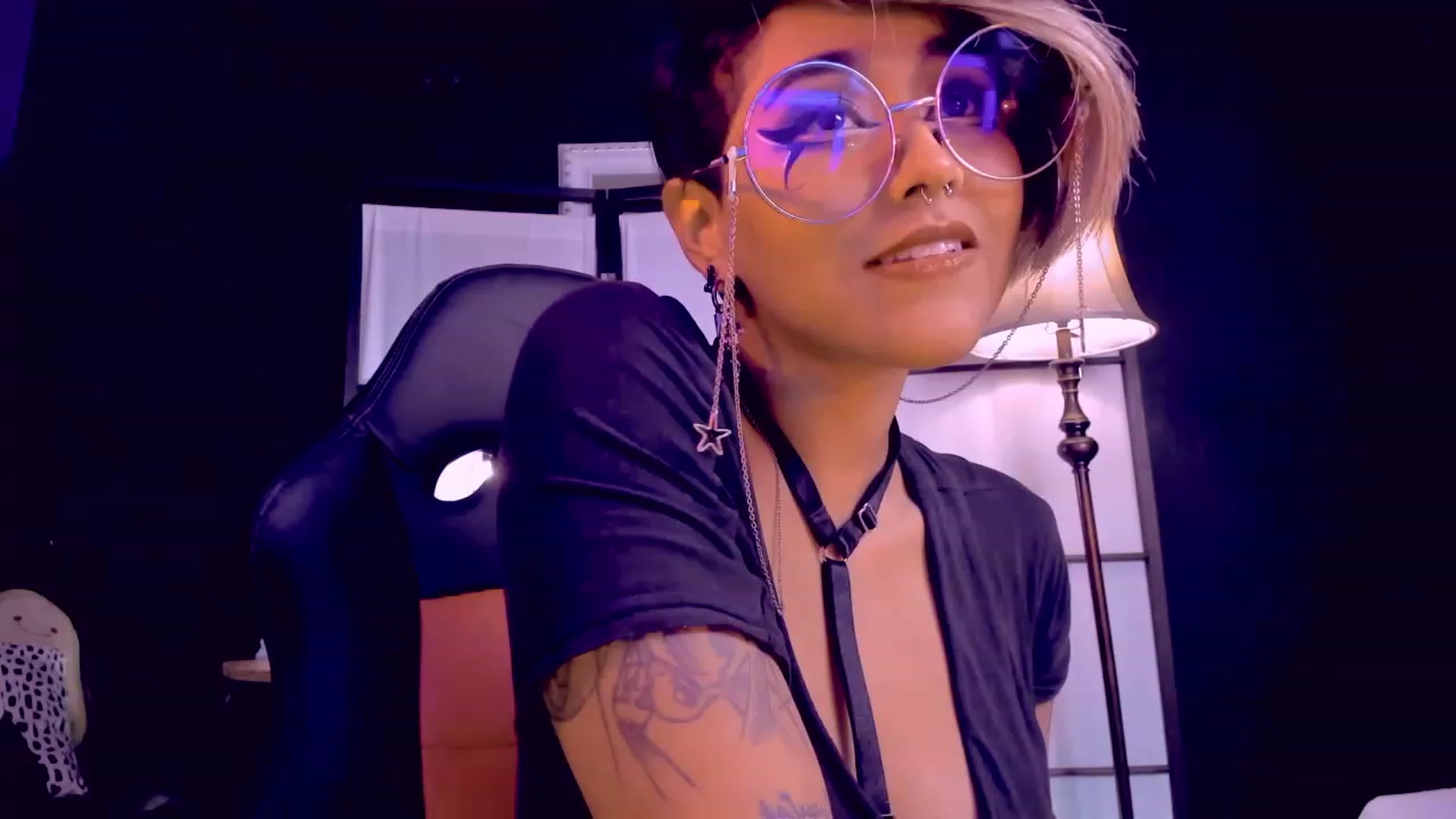 Gallery image thumbnail from AbraxxysRadio's myfreecams stream on, 01/05/2023, 02:09 image 7 of 20