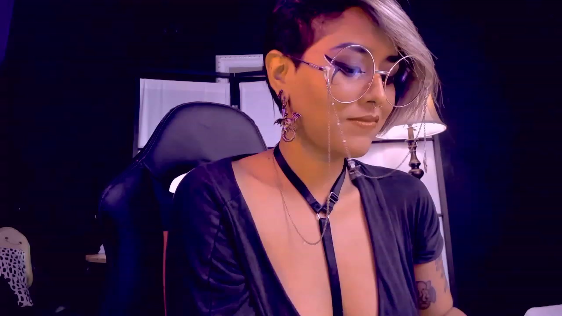 Gallery image thumbnail from AbraxxysRadio's myfreecams stream on, 01/05/2023, 02:09 image 8 of 20