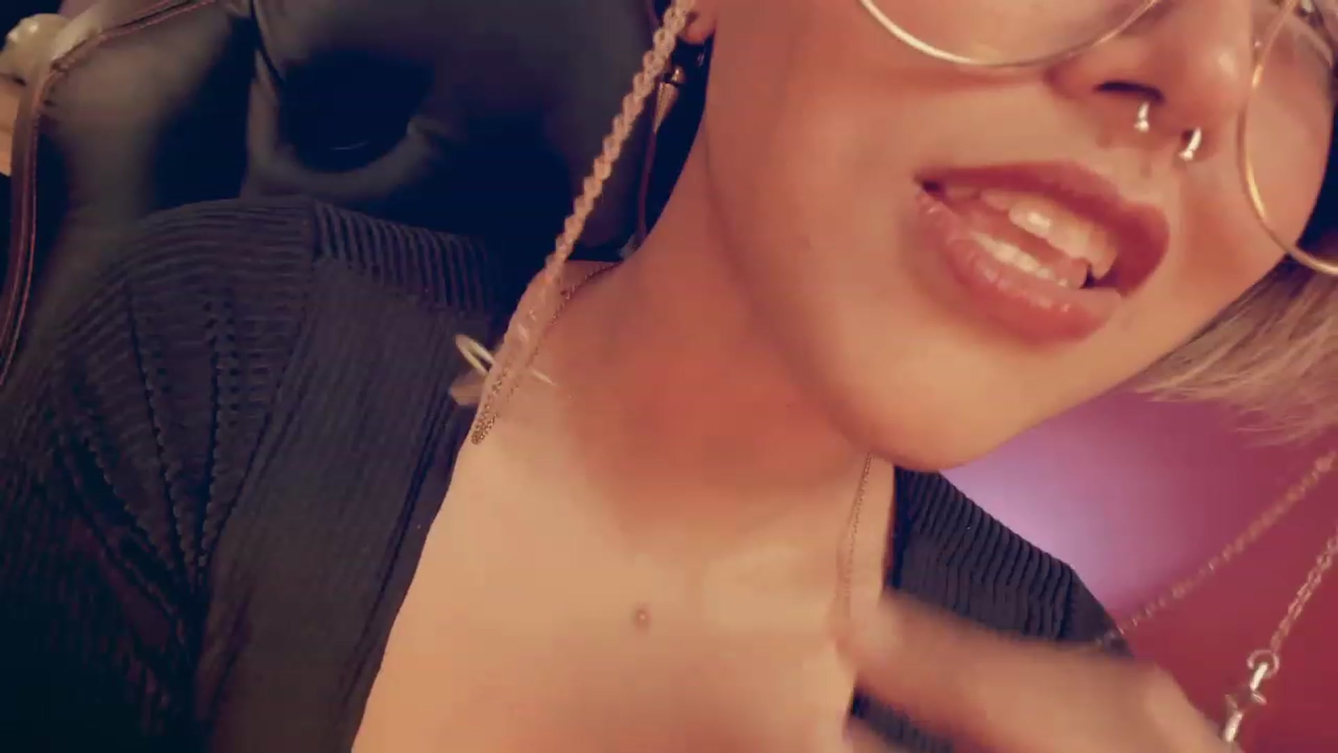 Gallery image thumbnail from AbraxxysRadio's myfreecams stream on, 01/10/2023, 01:03 image 3 of 20