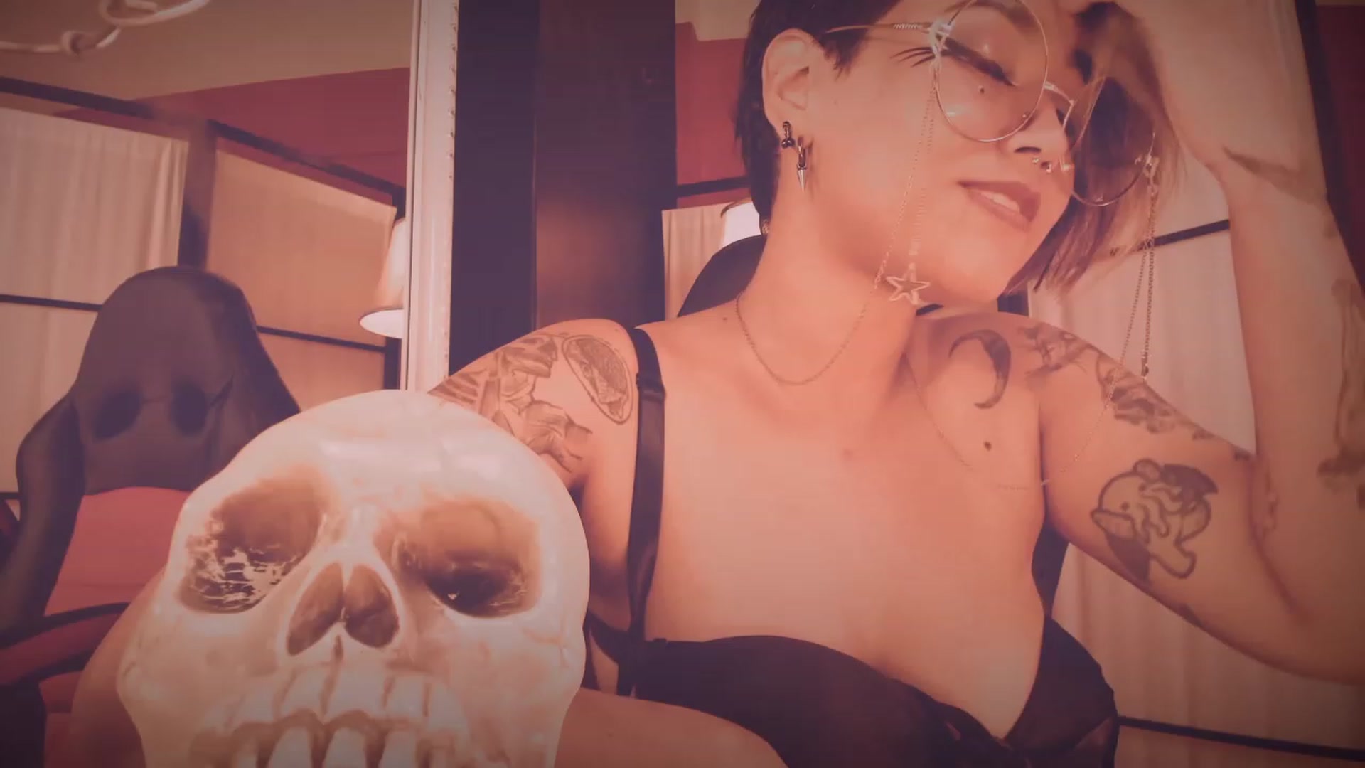 Gallery image thumbnail from AbraxxysRadio's myfreecams stream on, 01/14/2023, 02:37 image 7 of 20