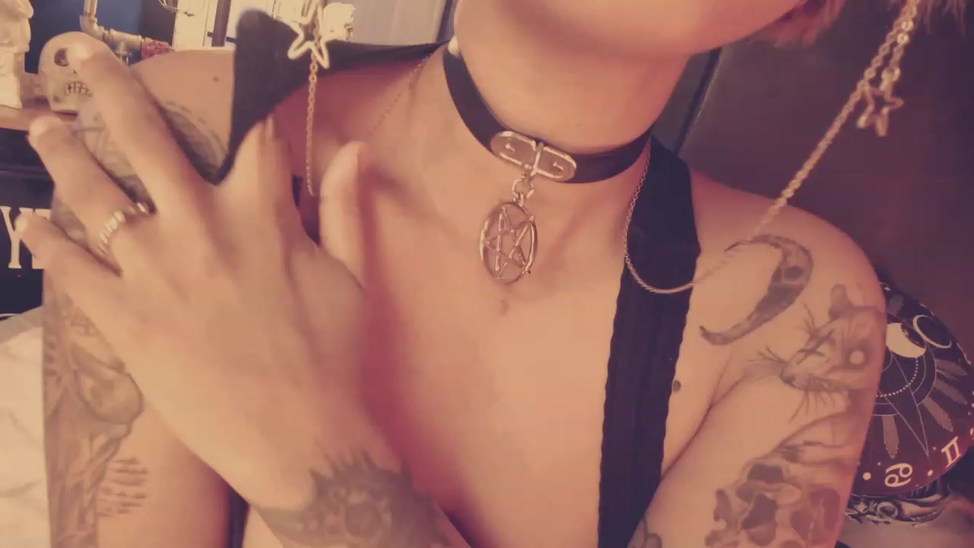 Gallery image thumbnail from AbraxxysRadio's myfreecams stream on, 01/15/2023, 20:24 image 5 of 20