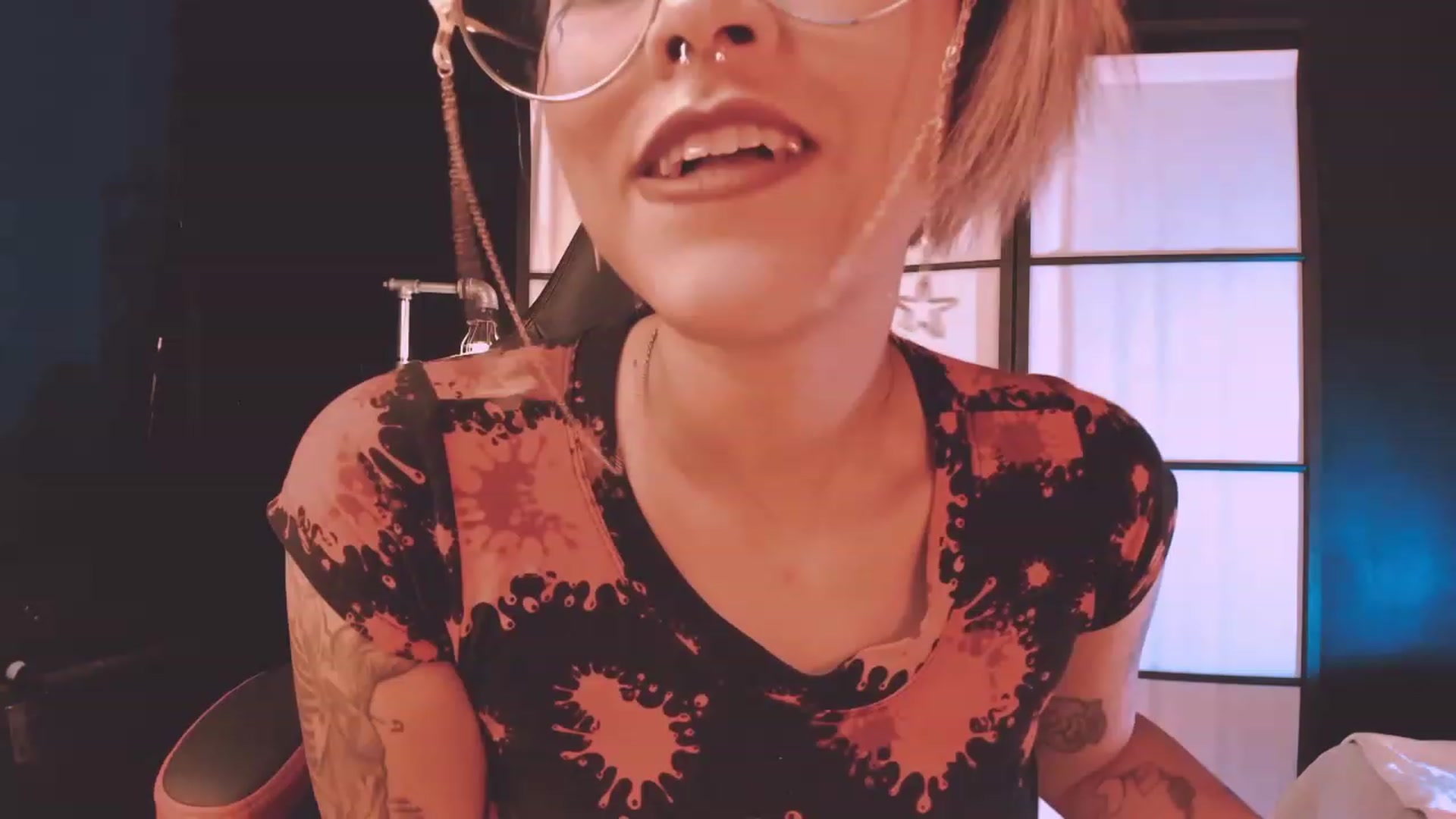 Gallery image thumbnail from AbraxxysRadio's myfreecams stream on, 01/17/2023, 24:47 image 2 of 20