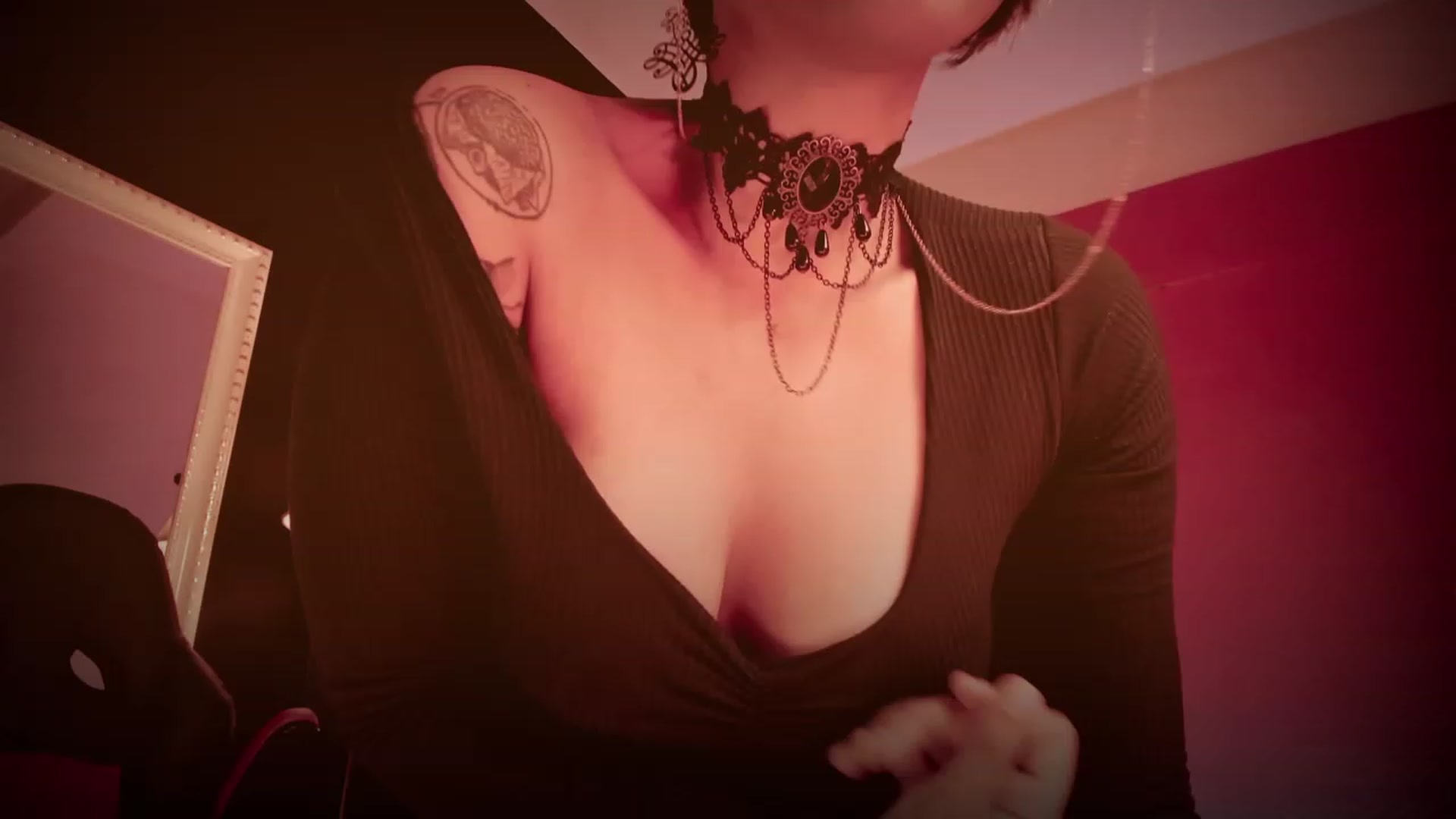 Gallery image thumbnail from AbraxxysRadio's myfreecams stream on, 01/19/2023, 24:49 image 3 of 20