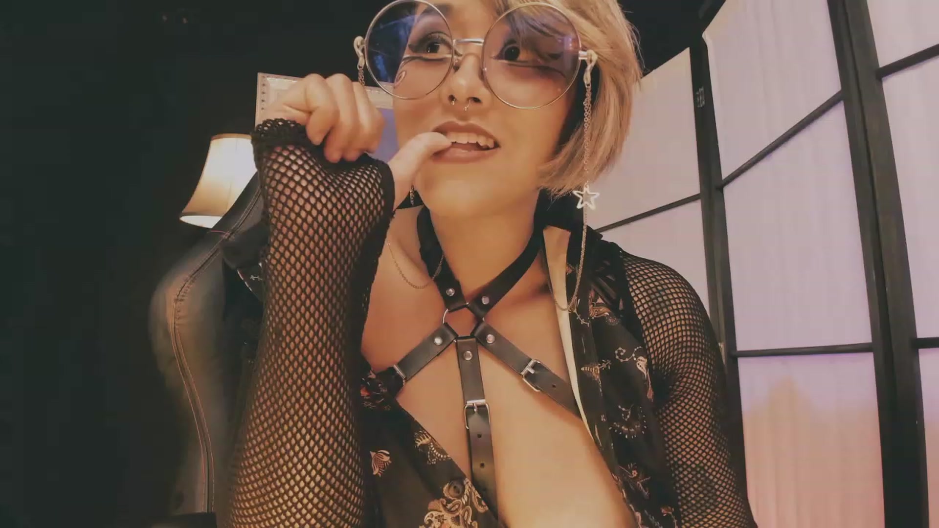 Gallery image thumbnail from AbraxxysRadio's myfreecams stream on, 01/20/2023, 24:44 image 9 of 20