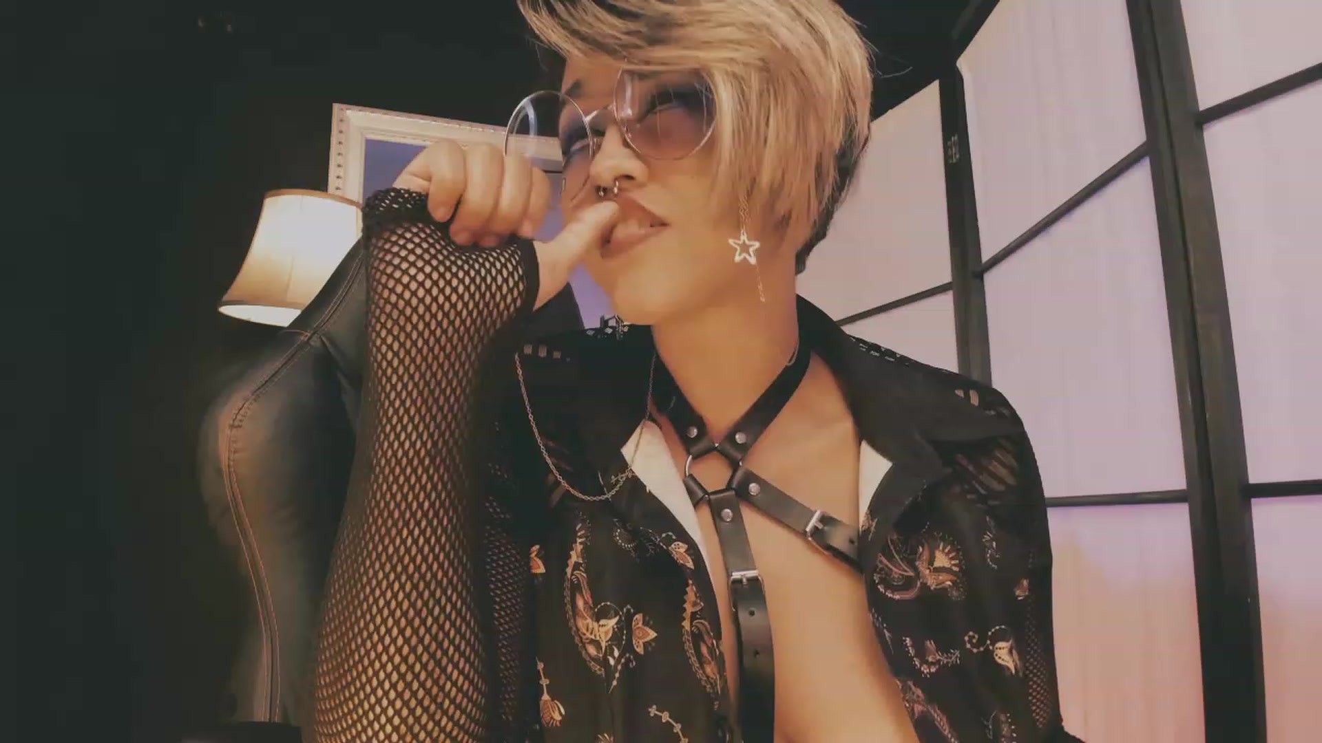 Gallery image thumbnail from AbraxxysRadio's myfreecams stream on, 01/20/2023, 24:44 image 14 of 20