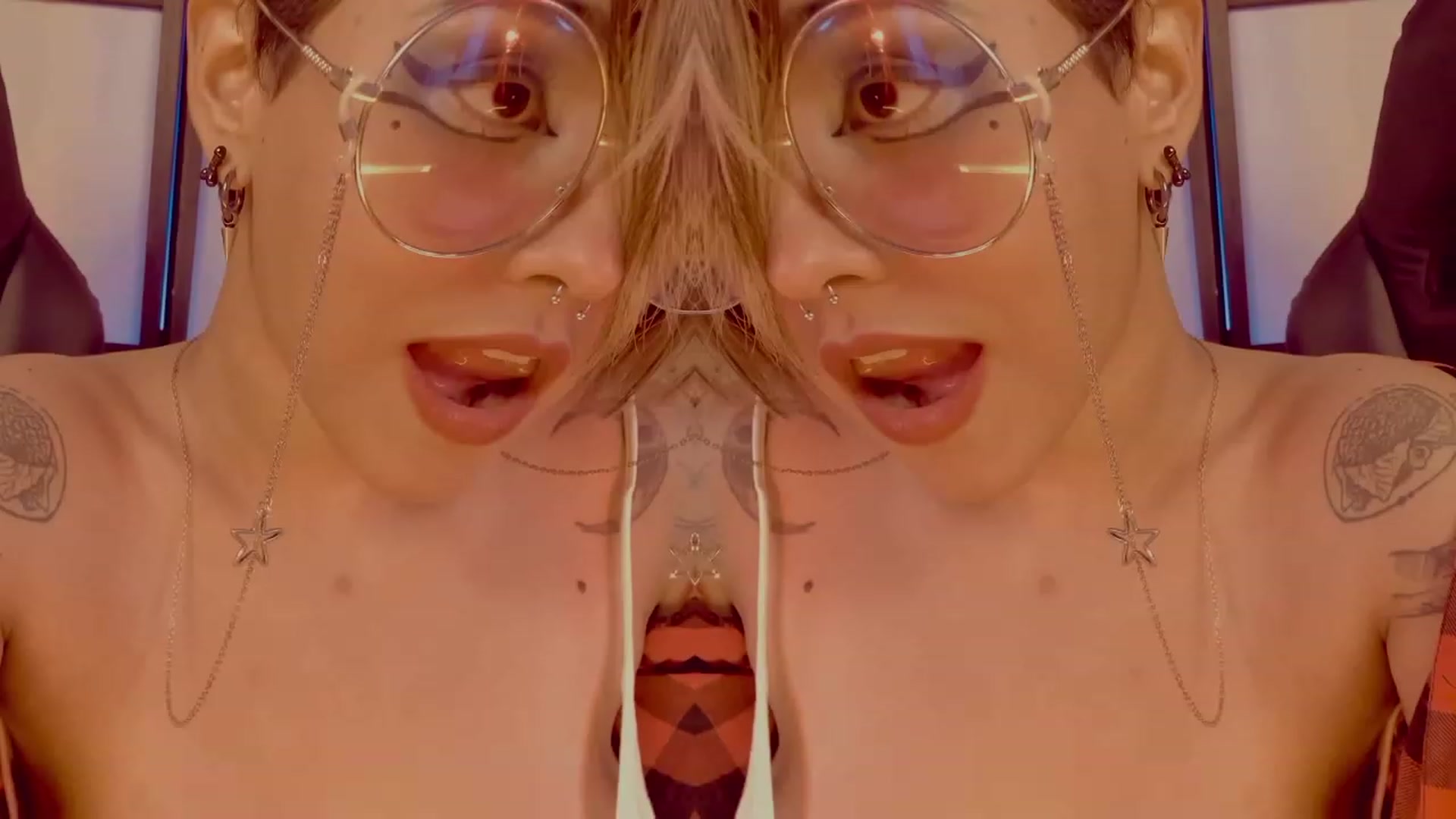 Gallery image thumbnail from AbraxxysRadio's myfreecams stream on, 01/21/2023, 02:33 image 19 of 20